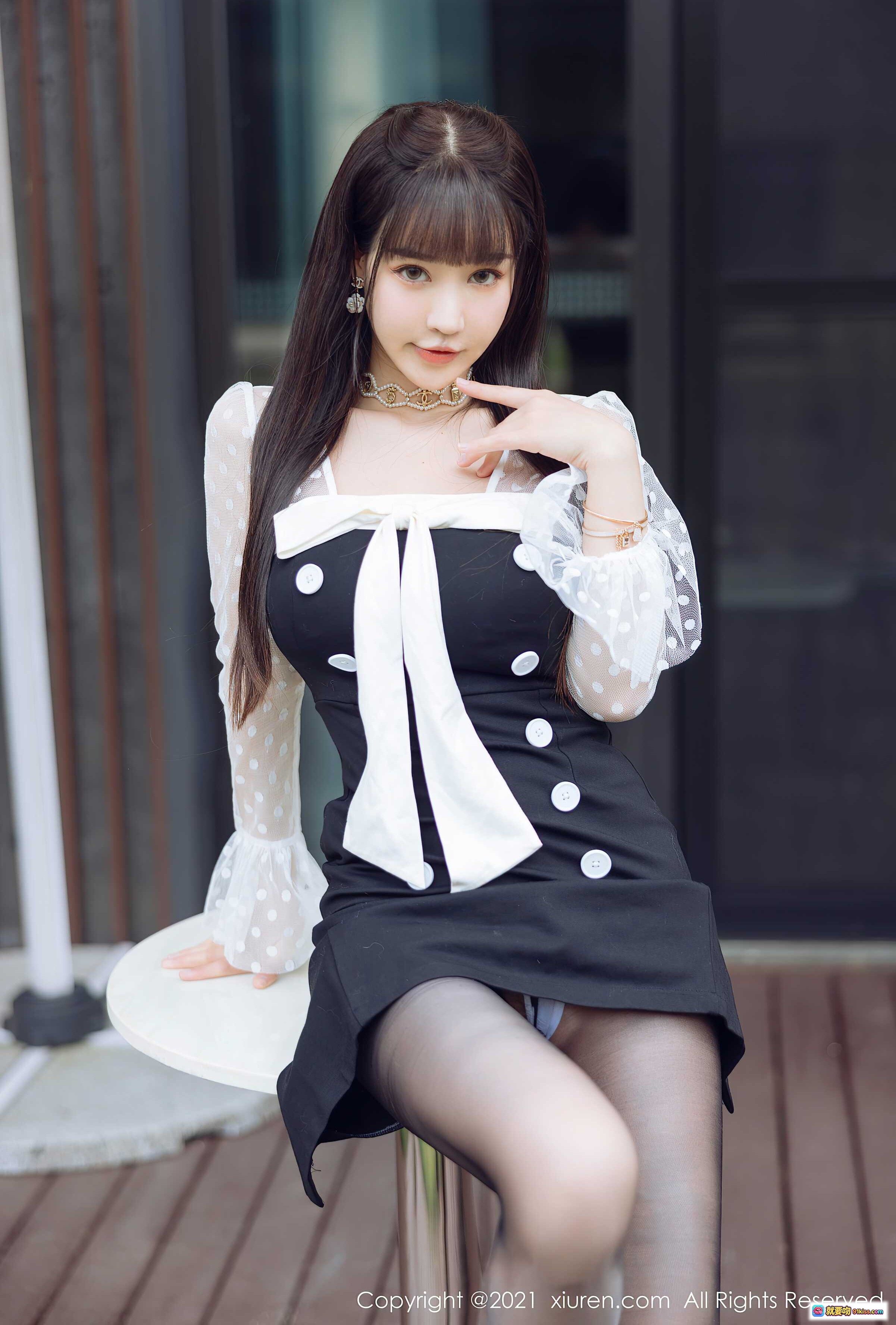 图片[9] - 朱可儿Flora黑丝美腿写真 | HuaYang花漾VOL.475优雅坐姿性感穿搭2021年12月高清图集 - 就要吻