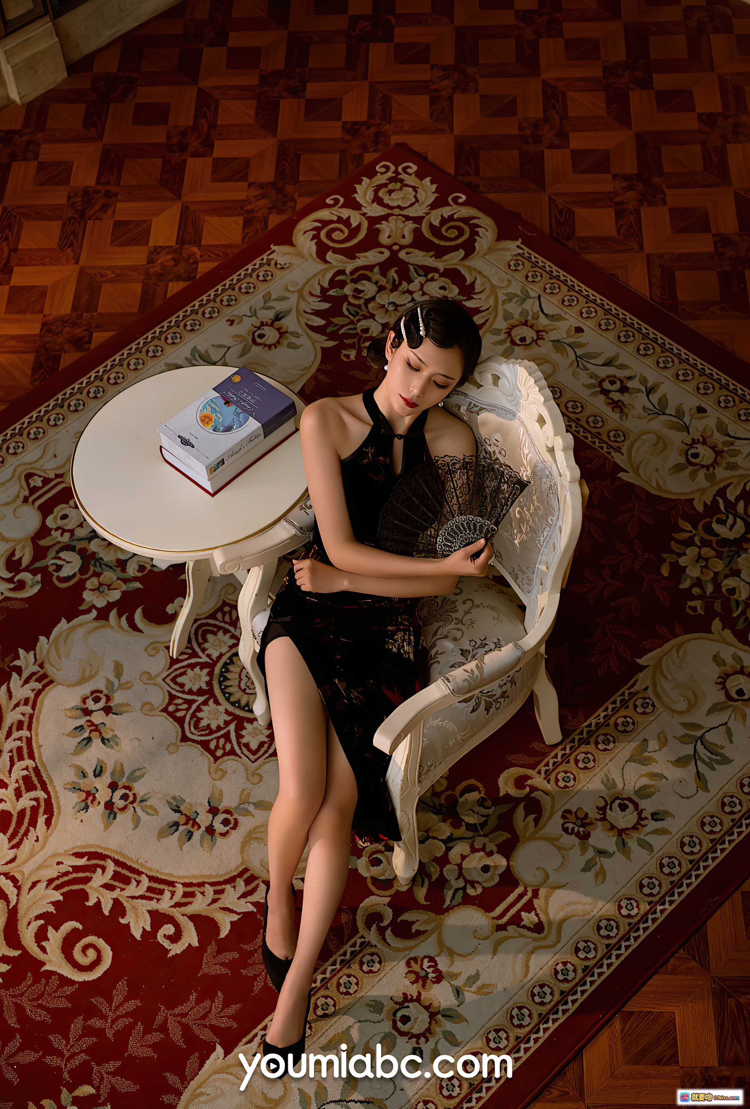 图片[6] - YouMi尤蜜2021.07.25胭脂扣林夕写真｜复古旗袍黑蕾丝扇子书架优雅坐姿高清美图 - 就要吻