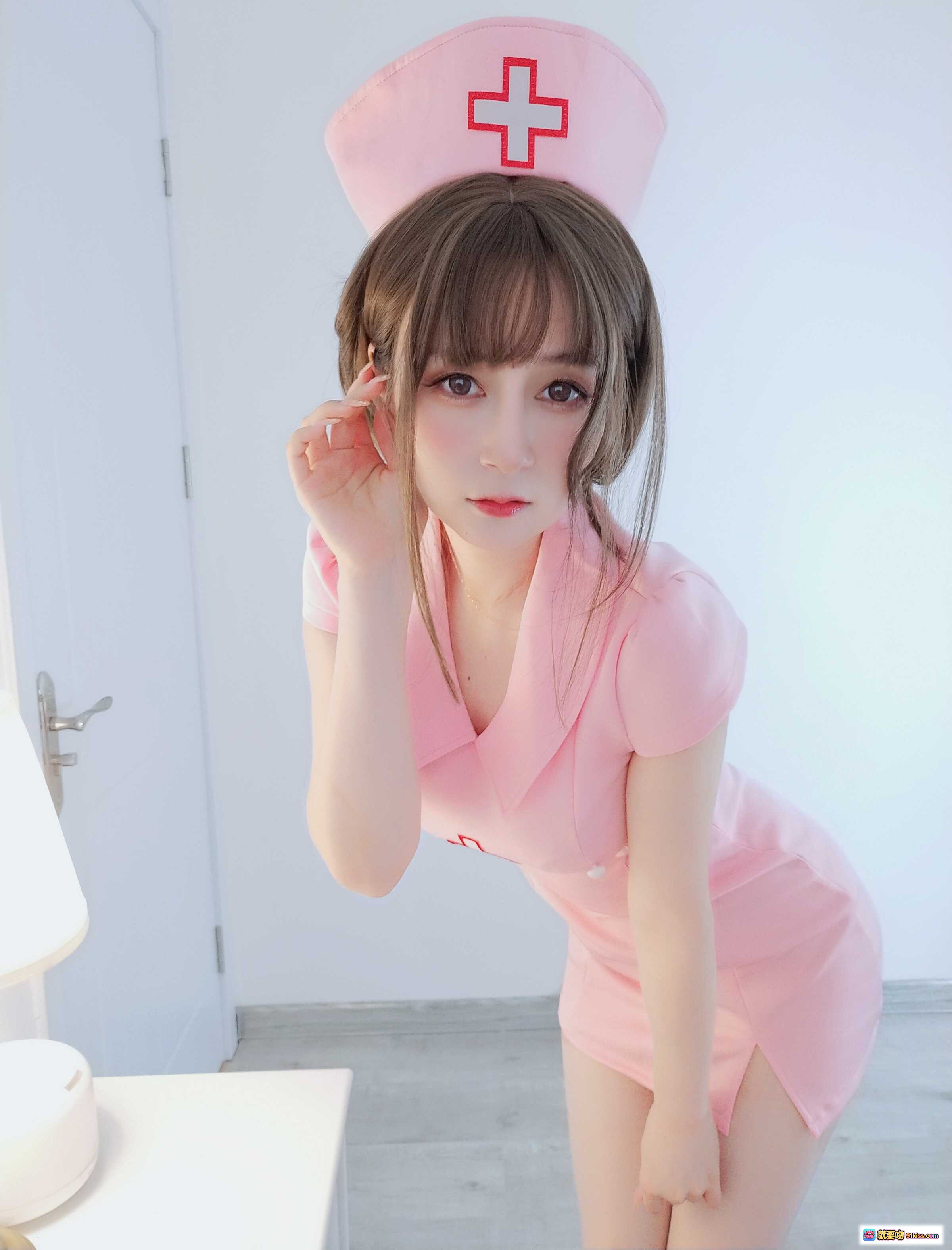 图片[7] - 夜间私人护士写真｜粉帽白丝美腿｜白银81 NO.094 12月会员合集 12-17 - 就要吻