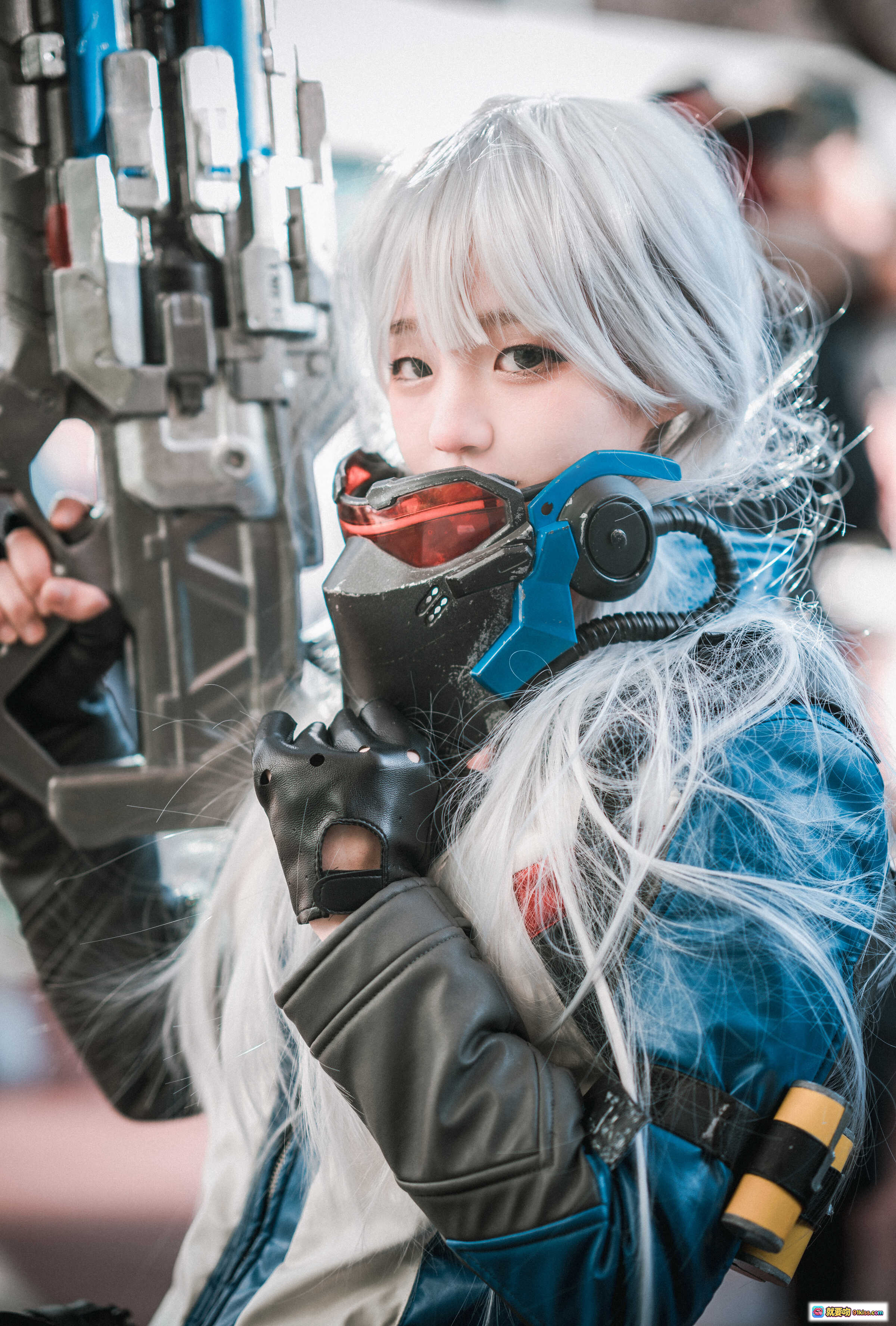 图片[10] - 韩国正妹Jenny Cosplay Soldier 76 白发红镜面罩 未来科技风战斗装束 精致细节还原角色 - 就要吻