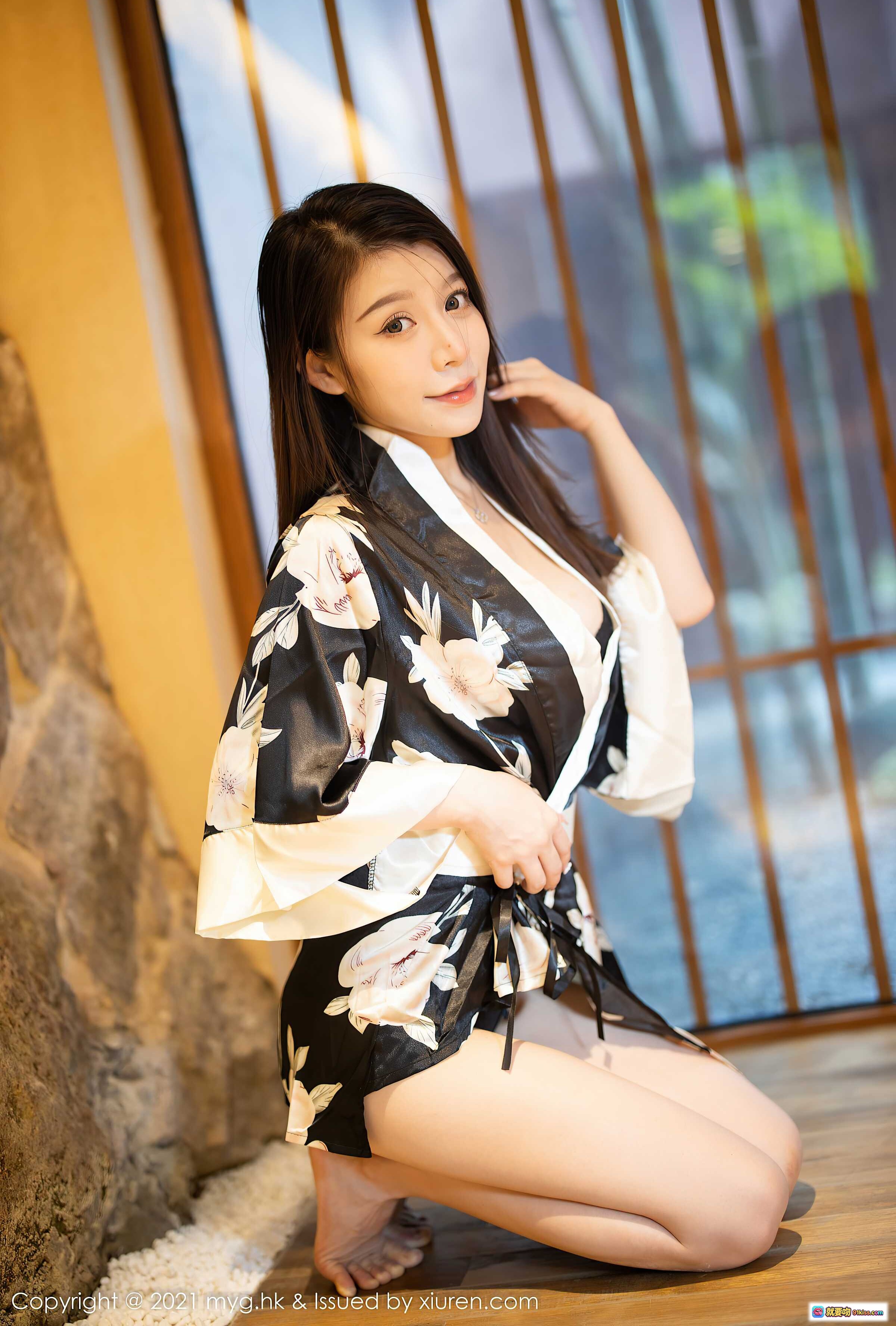 图片[2] - MyGirl美媛馆VOL.621 vetive性感御姐和风浴袍写真 优雅跪姿黑底花卉和服日系风情私房摄影 - 就要吻