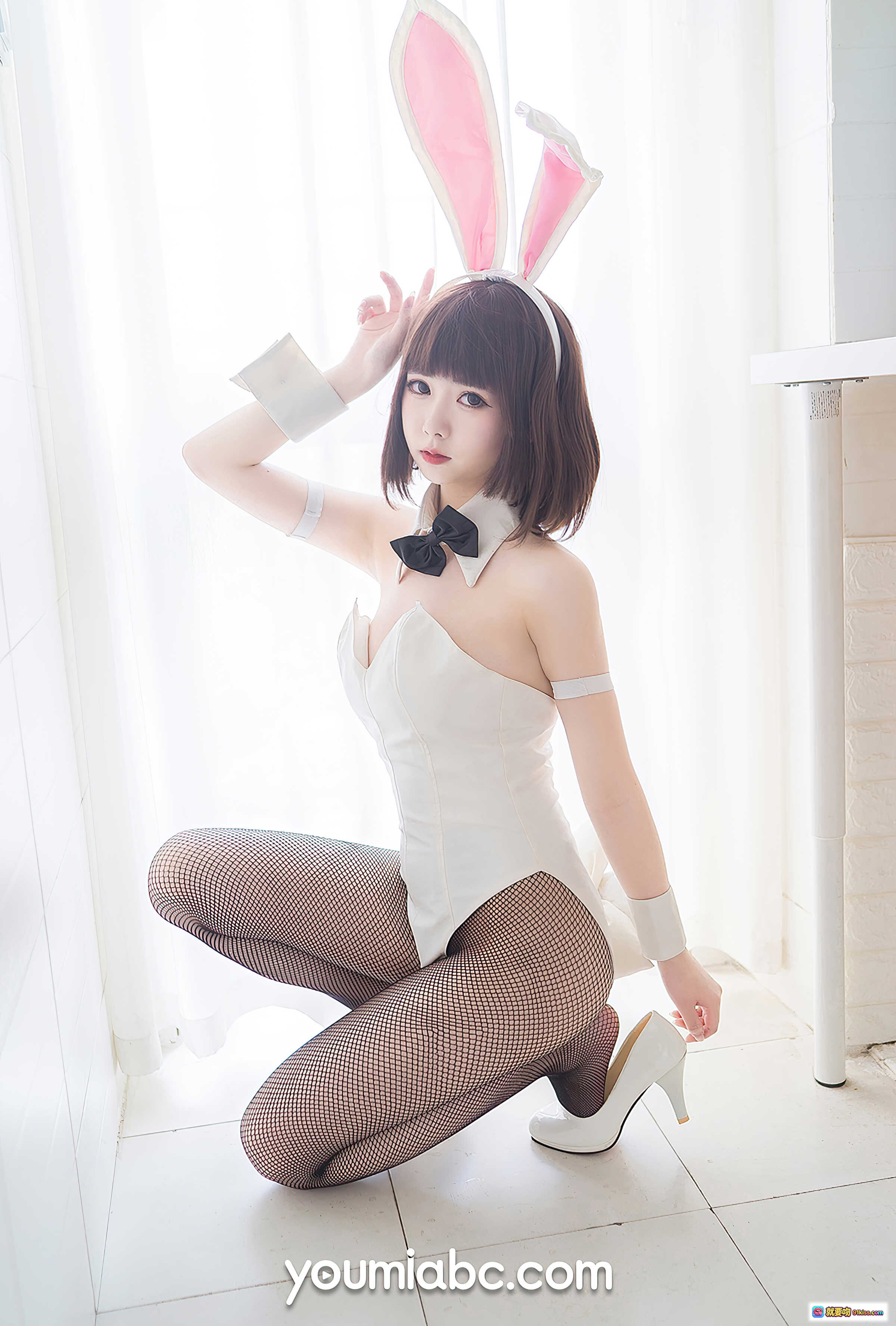 图片[2] - 兔女郎加藤惠cosplay写真 – 白色制服+黑丝美腿+粉色兔耳发箍 – YouMi尤蜜2020.12.18高清图集 - 就要吻