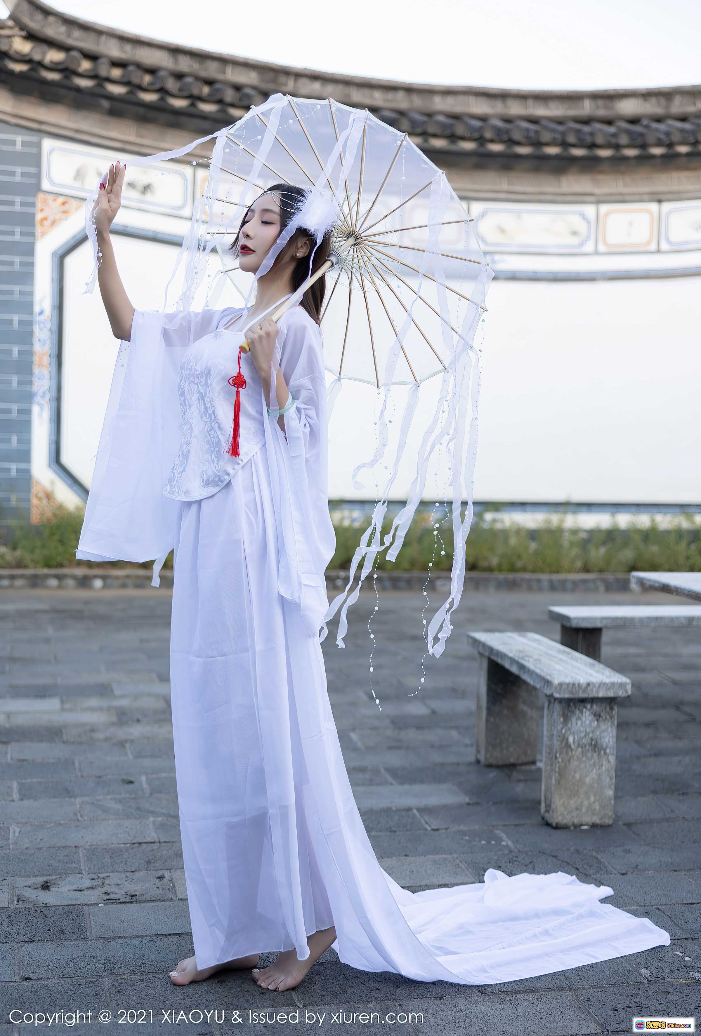 图片[5] - 王馨瑶yanni云南旅拍古风写真 白色汉服仙气飘逸 持伞古典美少女 传统建筑背景清新自然 - 就要吻