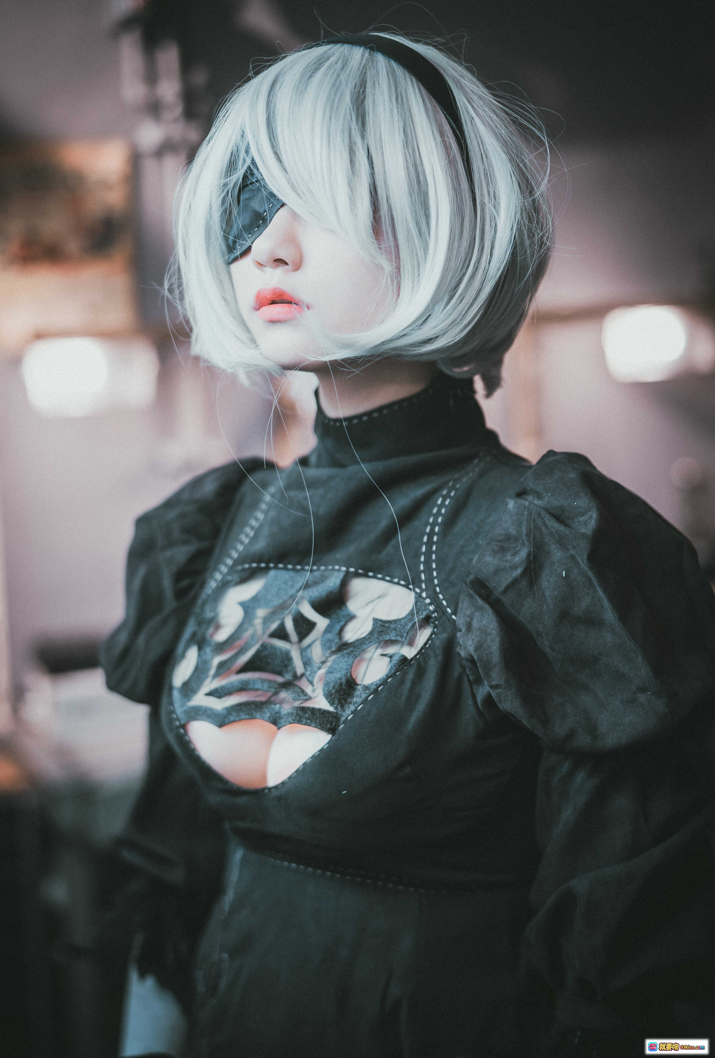 图片[8] - 韩国正妹Jenny Cosplay NieR Automata 2B 黑裙白发眼罩美腿写真 47P高清图集 - 就要吻