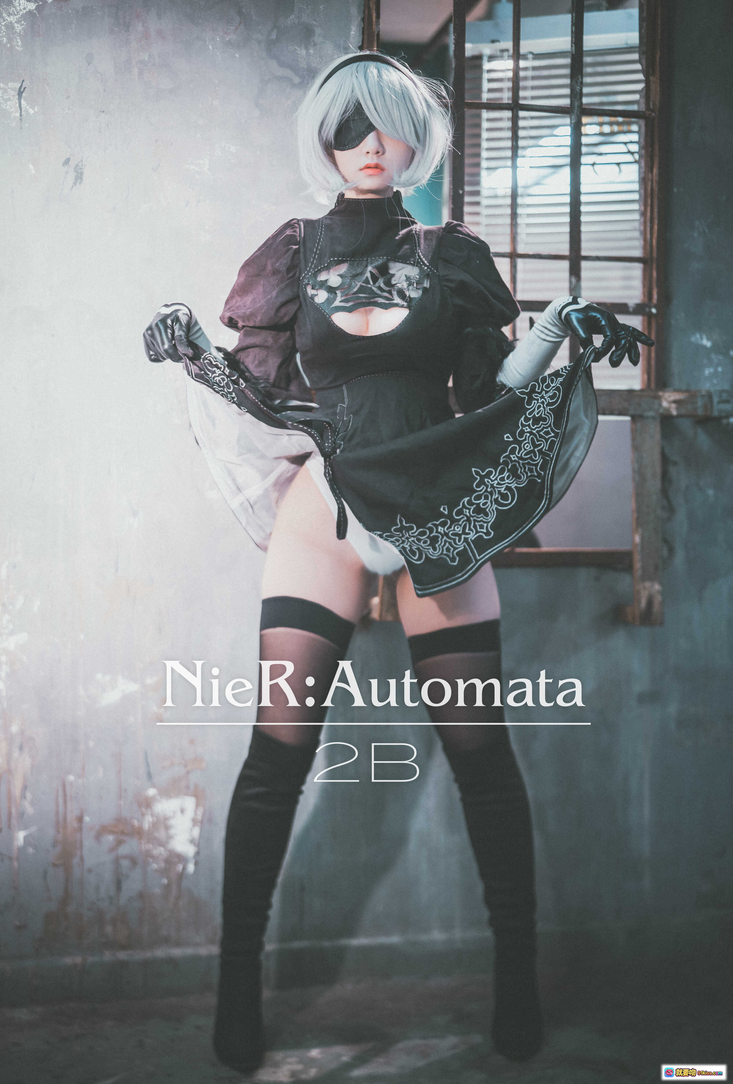 图片[1] - 韩国正妹Jenny Cosplay NieR Automata 2B 黑裙白发眼罩美腿写真 47P高清图集 - 就要吻