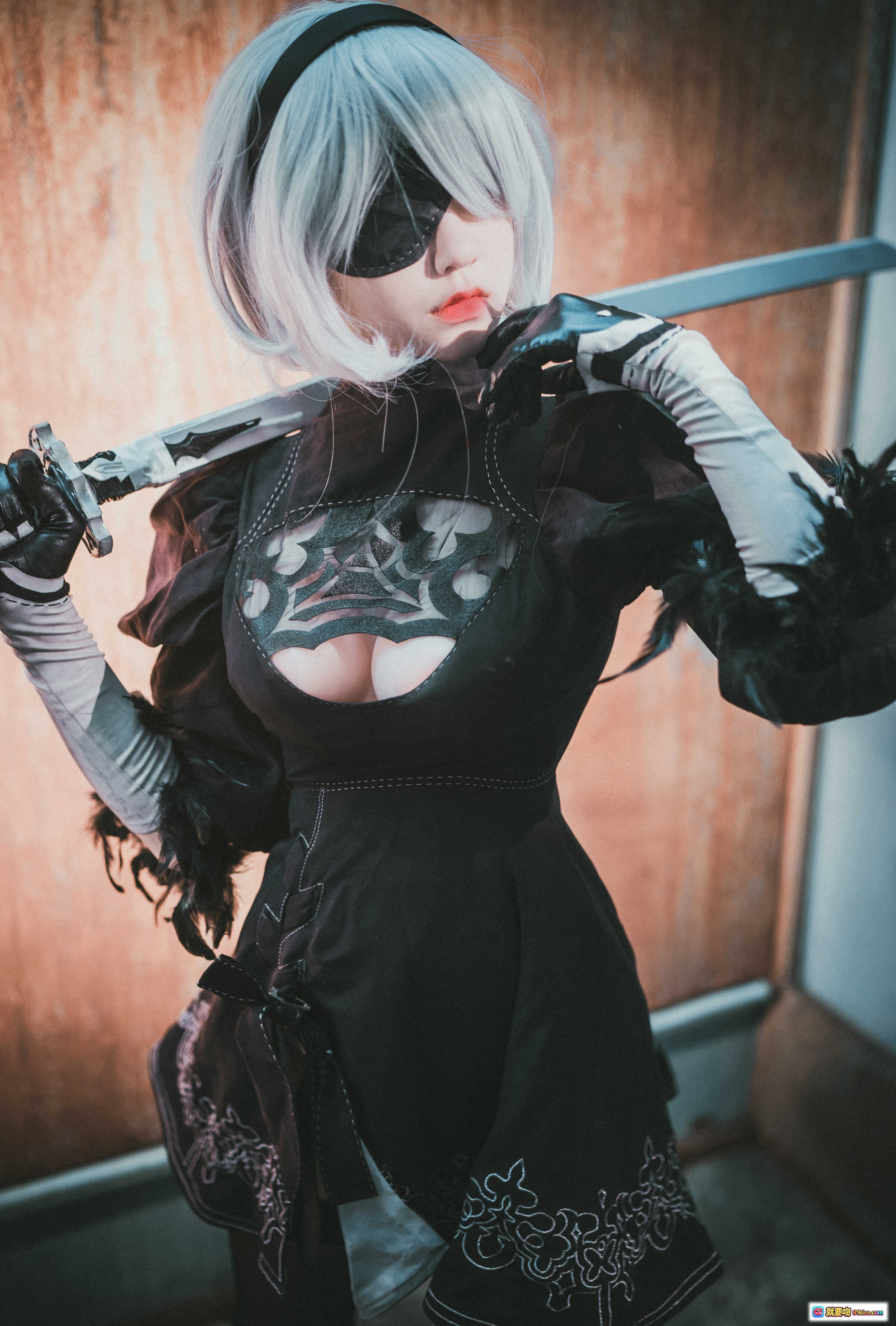 图片[7] - 韩国正妹Jenny Cosplay NieR Automata 2B 黑裙白发眼罩美腿写真 47P高清图集 - 就要吻