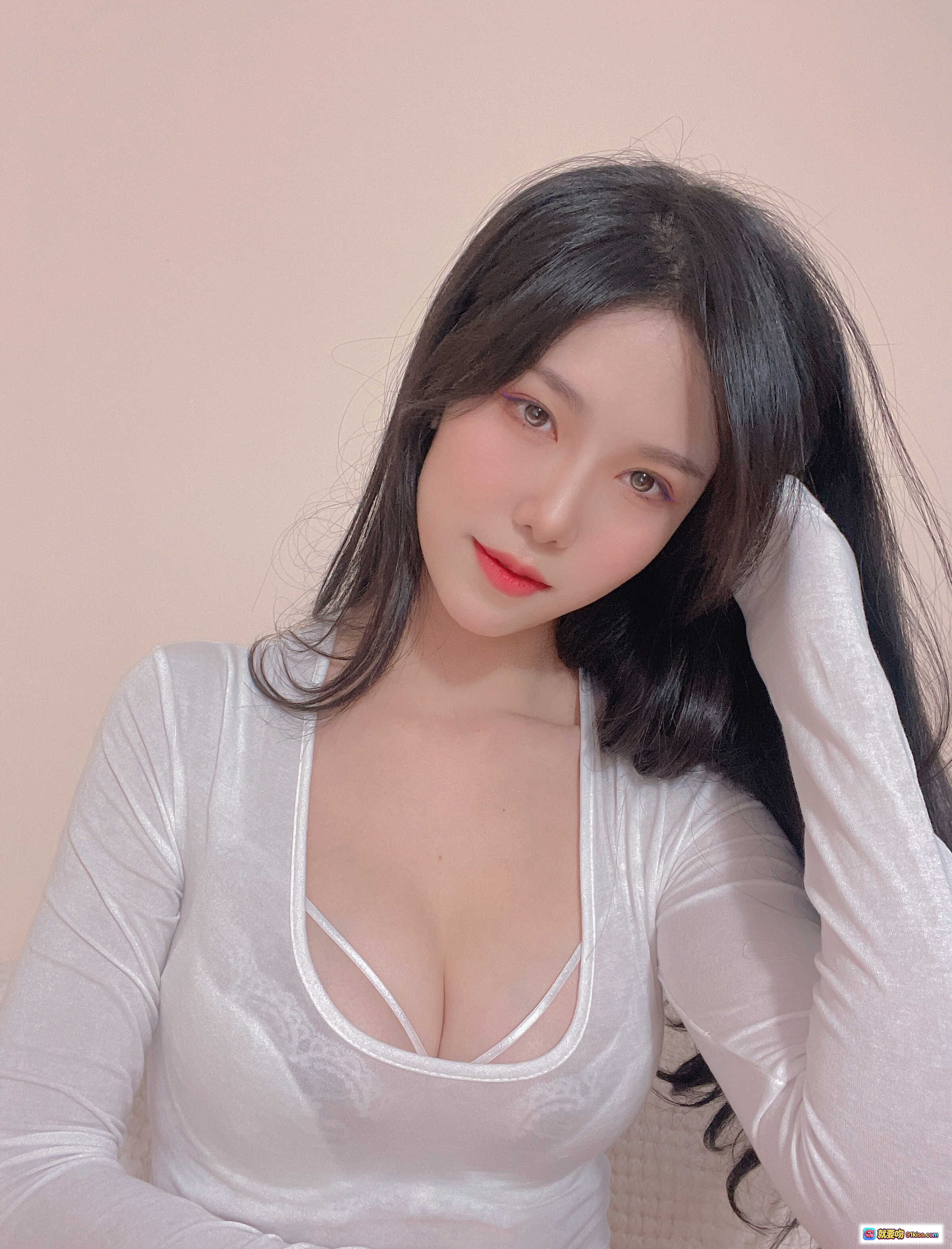 图片[2] - 抖娘利世NO.061居家阿娇写真 甜美黑蕾丝内衣 白色透视上衣 性感私房风 美腿诱惑 20P高清图集 - 就要吻