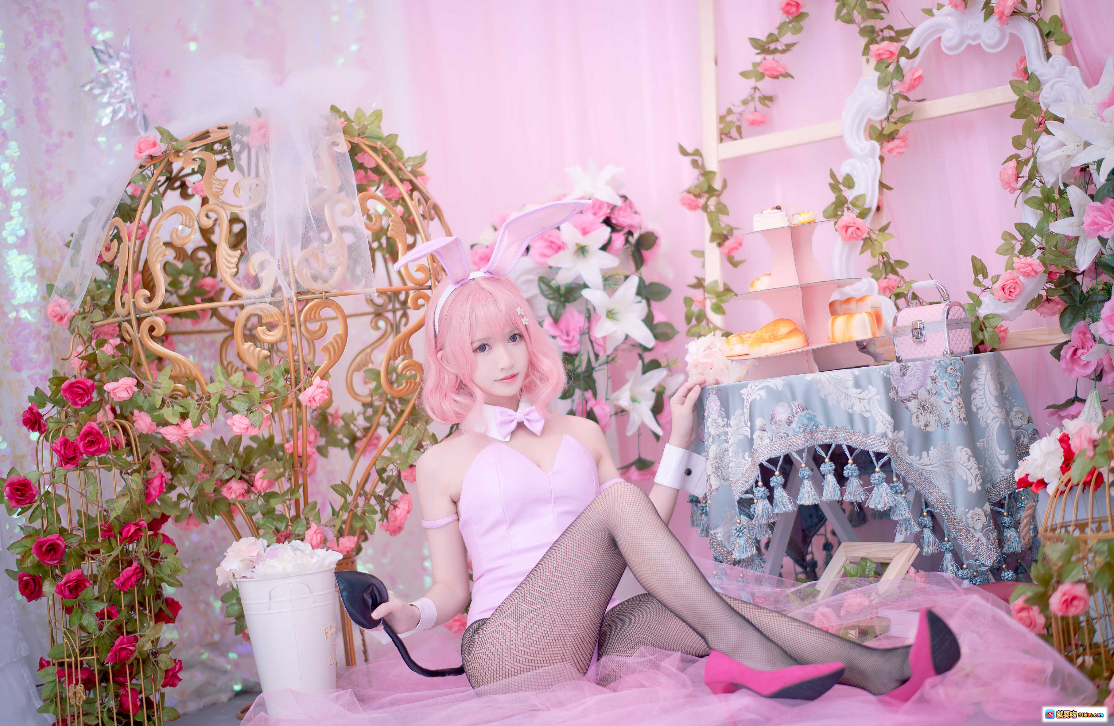 图片[6] - 鳗鱼霏儿NO.088粉色兔女郎写真-渔网袜高跟鞋甜酷风少女摄影集 - 就要吻