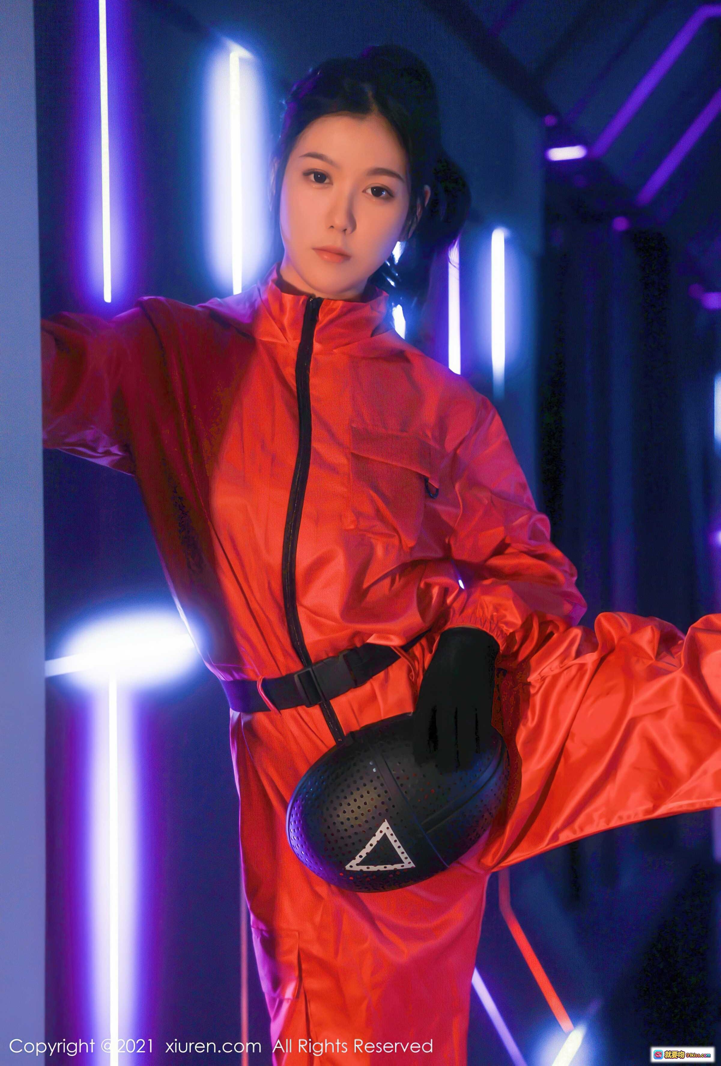 图片[4] - 李雅柔红色连体衣科幻走廊写真｜霓虹灯效未来感造型｜秀人网2021.11.25 No.4266 - 就要吻