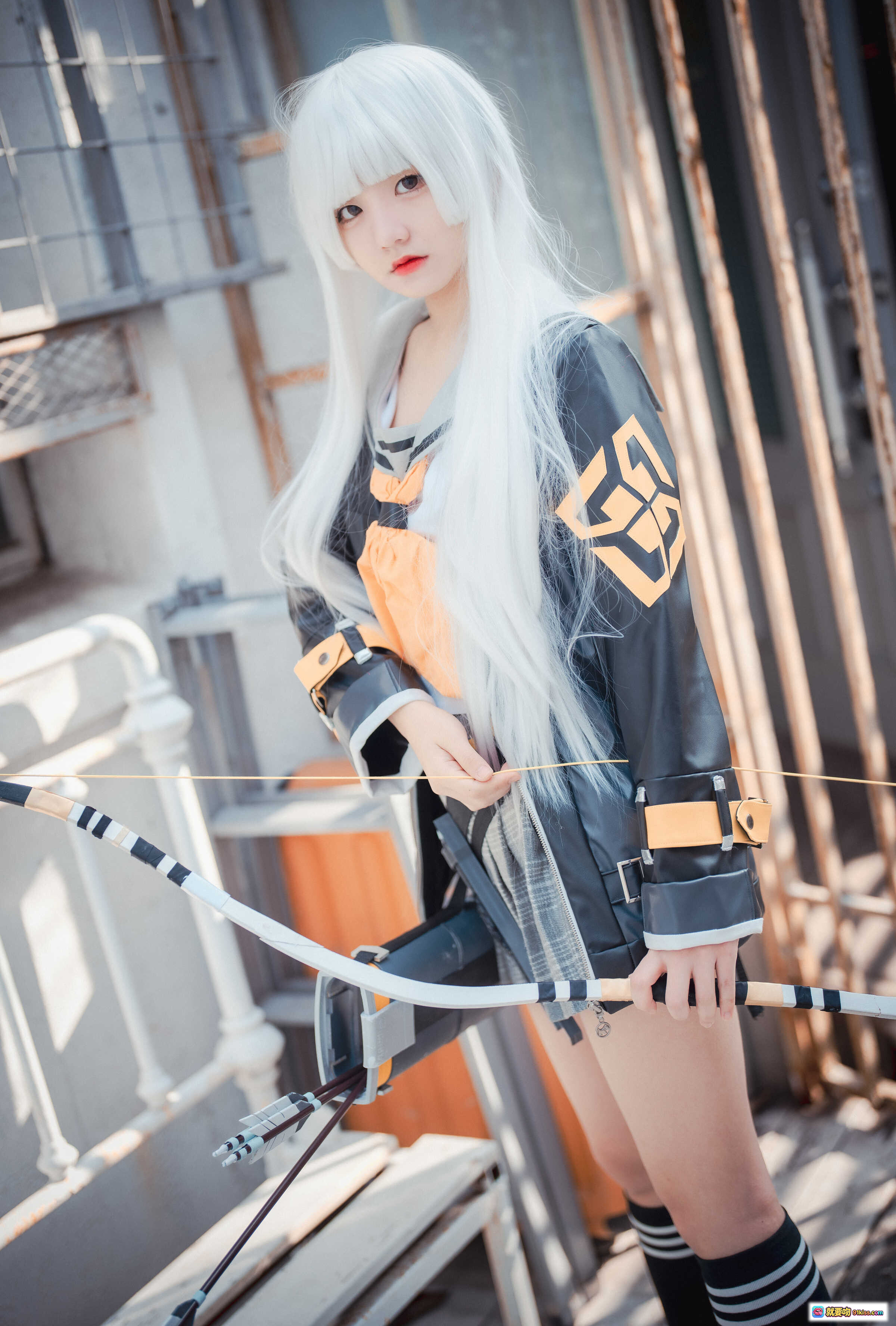 图片[7] - Jenny NO.032 DJAWA Eternal Return RIO Cosplay 精美银发少女弓箭手造型 黑色皮夹克格子裙 43P635M - 就要吻