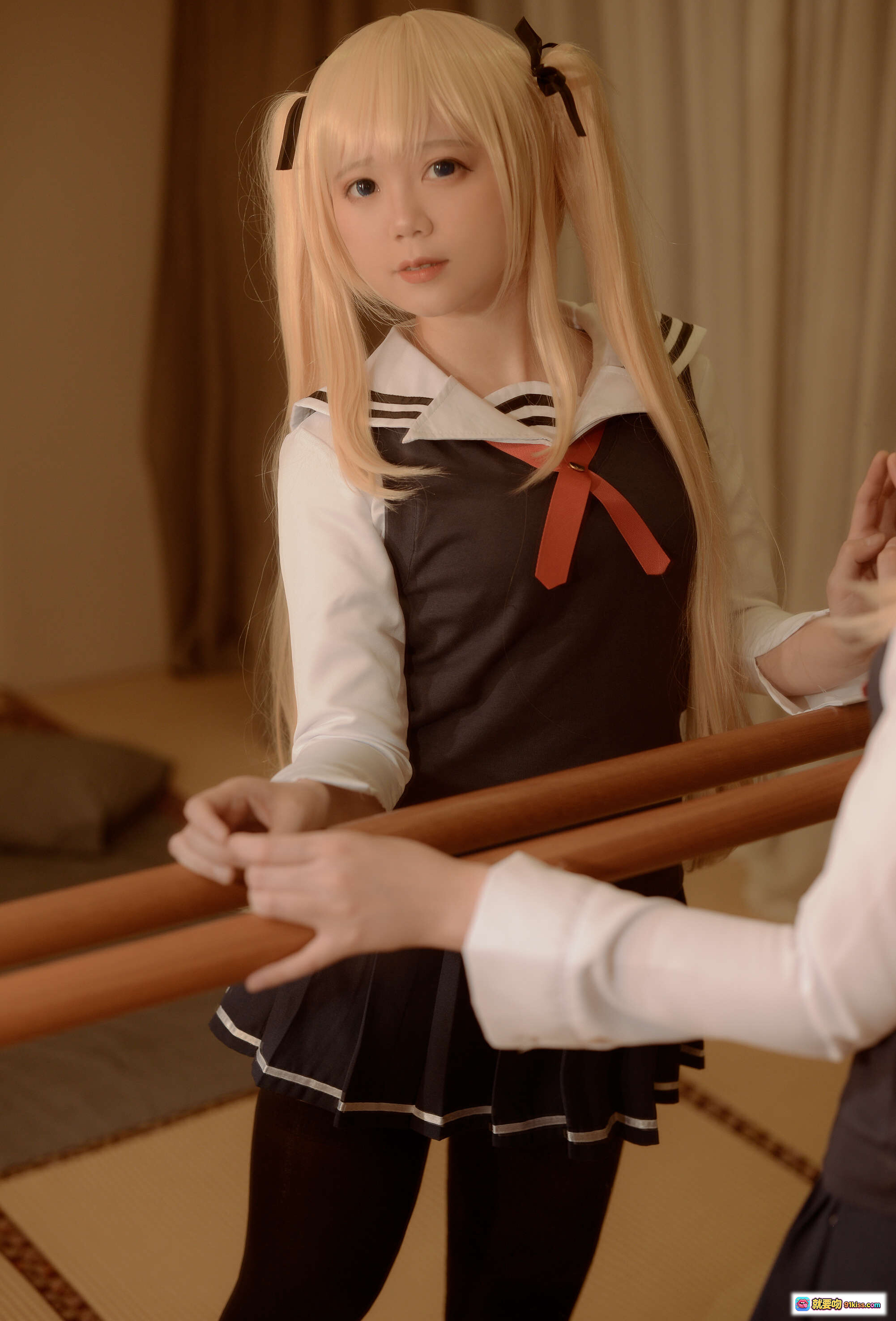 图片[8] - きょう肉肉 vol.15 英梨々 コスプレ ナース風 下着 黒タイツ 鏡前 ポージング エロかわいい 美少女 キャラクター おっぱい ヒップ フェチ ファッション - 就要吻