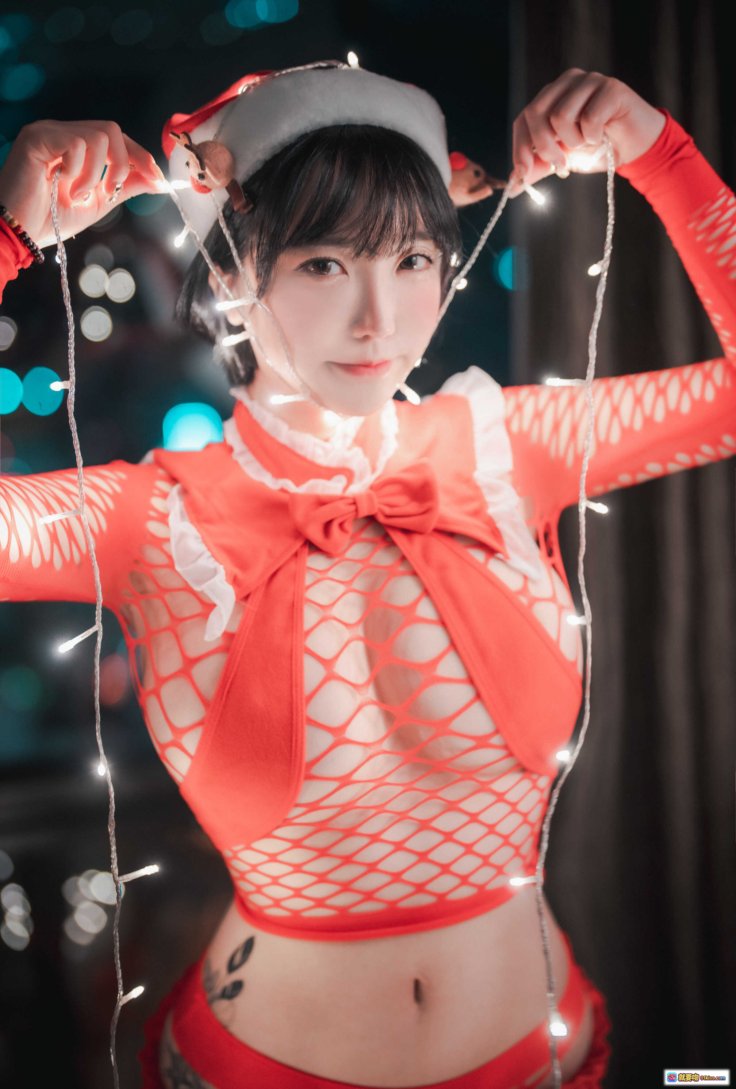 图片[8] - 孫樂樂 NO.042 DJAWA 圣诞特辑 2021 圣诞帽 网纱红装 蝴蝶结 节日氛围 美女写真 46P - 就要吻