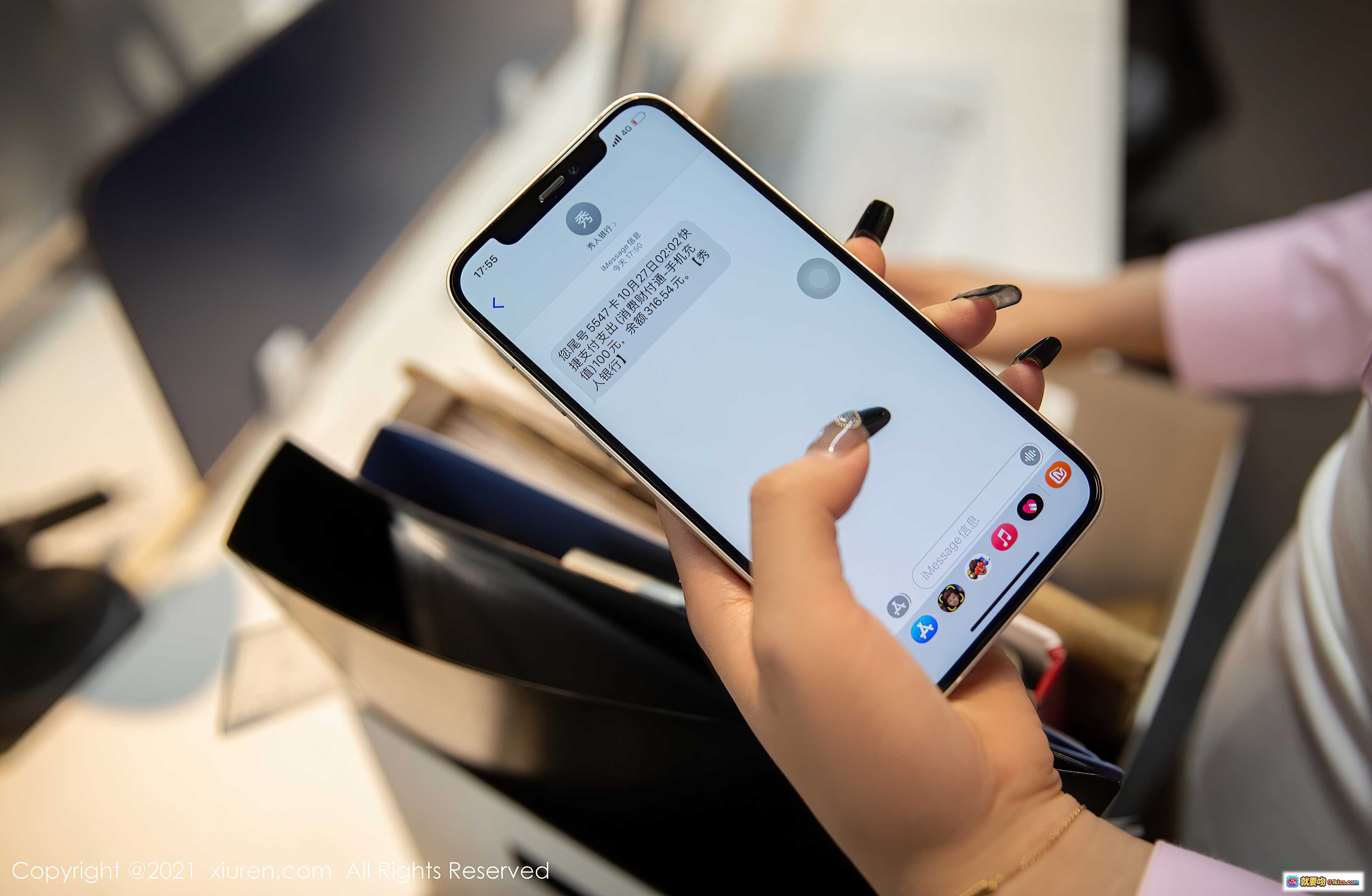 图片[5] - 杨晨晨Yome美腿御姐粉衬衫白裙办公室写真 | XiuRen秀人网2021.12.15 NO.4341 - 就要吻