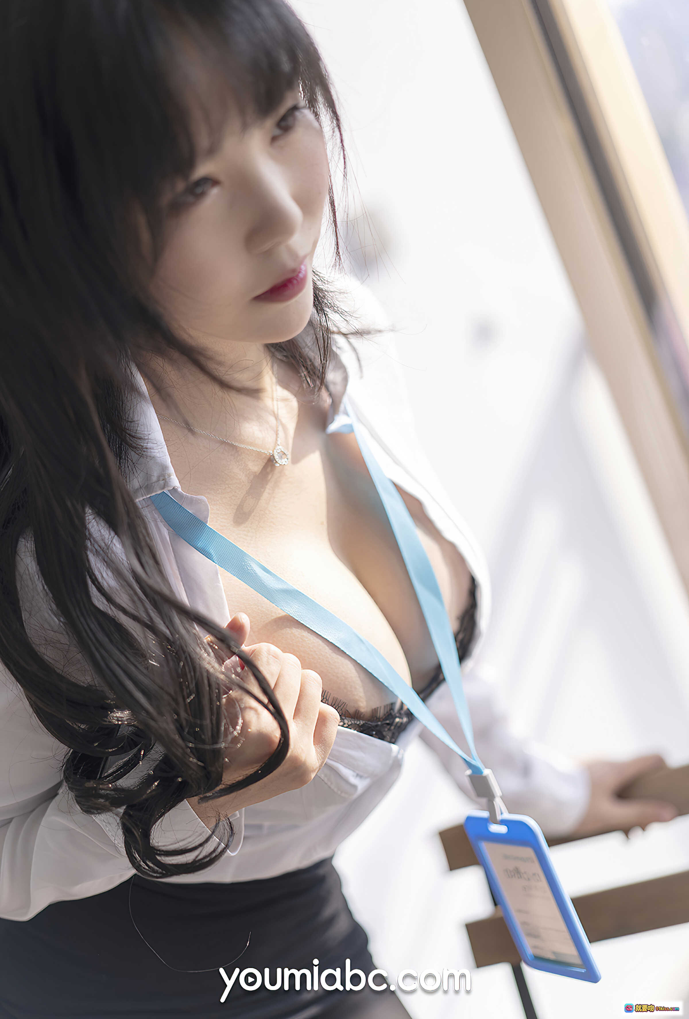 图片[10] - YouMi尤蜜2021.01.17 OL白领第二弹 抖娘利世 白衬衫黑丝袜职场性感写真 20P高清图集 - 就要吻