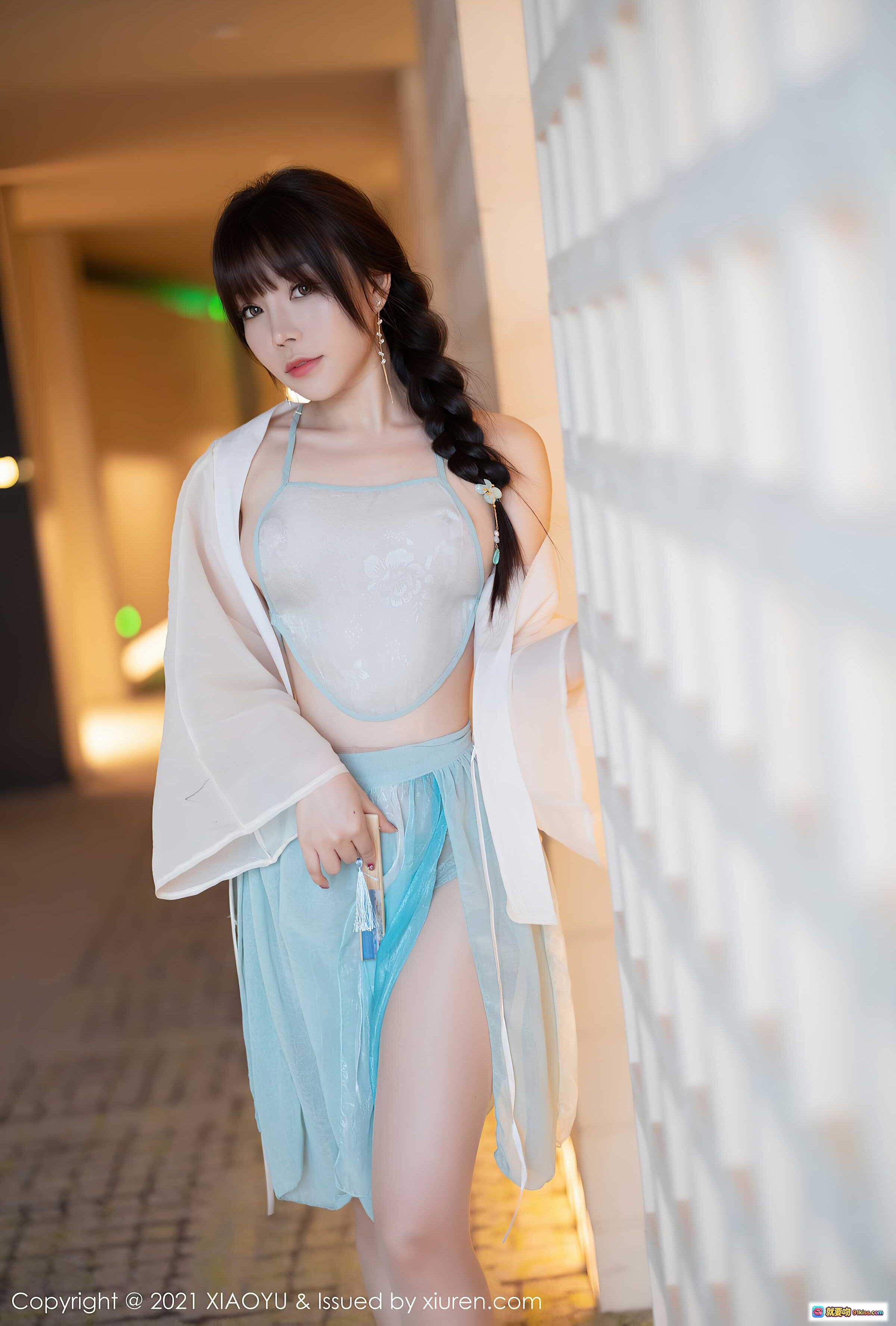 图片[5] - XiaoYu语画界2021.12.20 VOL.679 芝芝Booty御姐美腿写真 透明薄纱吊带裙优雅走廊光影大片 - 就要吻