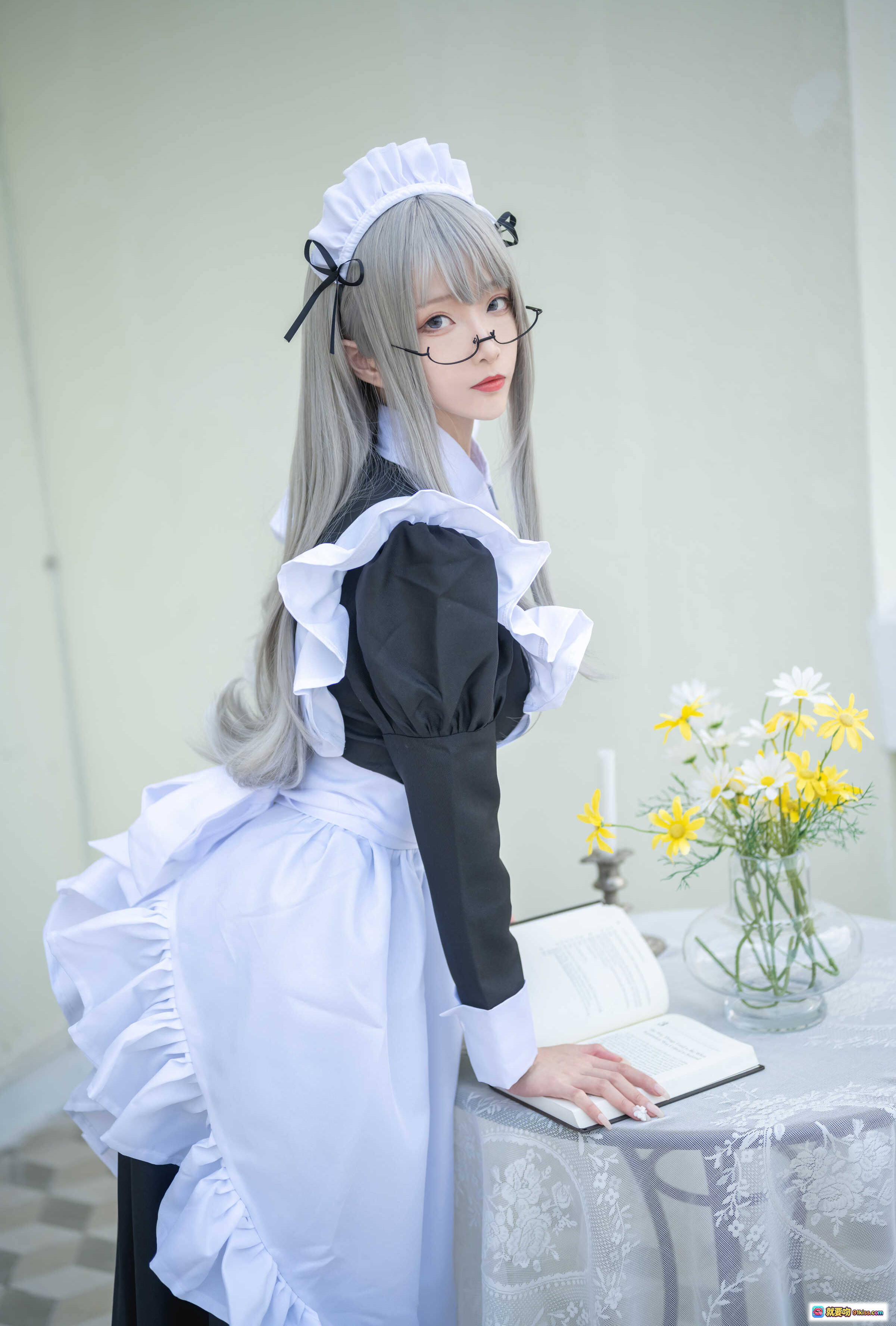 图片[5] - 青青子Js NO.027 职场恋爱 Cosplay 优雅女仆扫地钢琴房写真 50P高清美图 - 就要吻