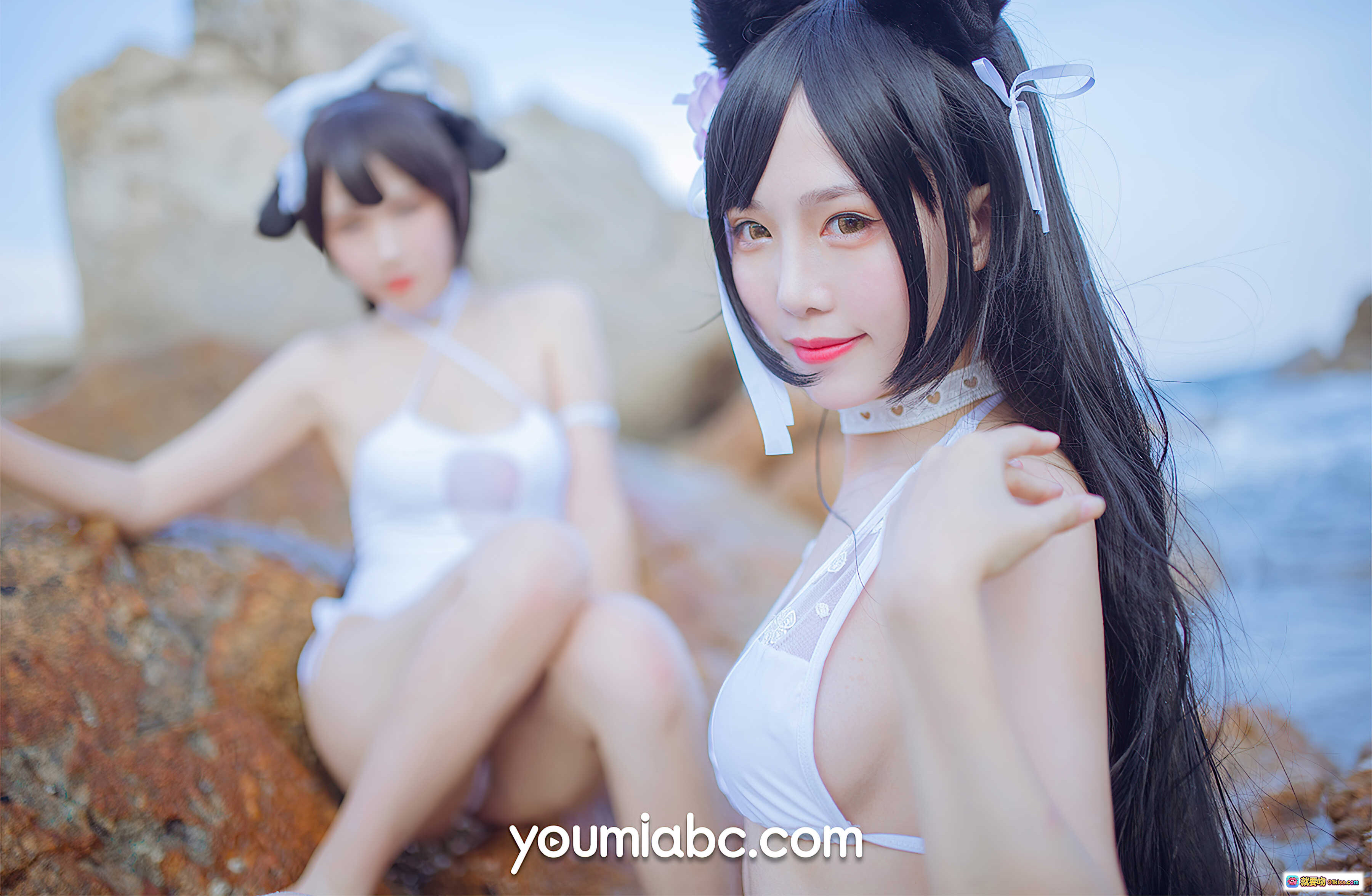 图片[7] - 碧蓝航线泳装COS抖娘利世海边岩石写真·YouMi尤蜜2021.04.01·猫耳双马尾白裙少女沙滩风情 - 就要吻
