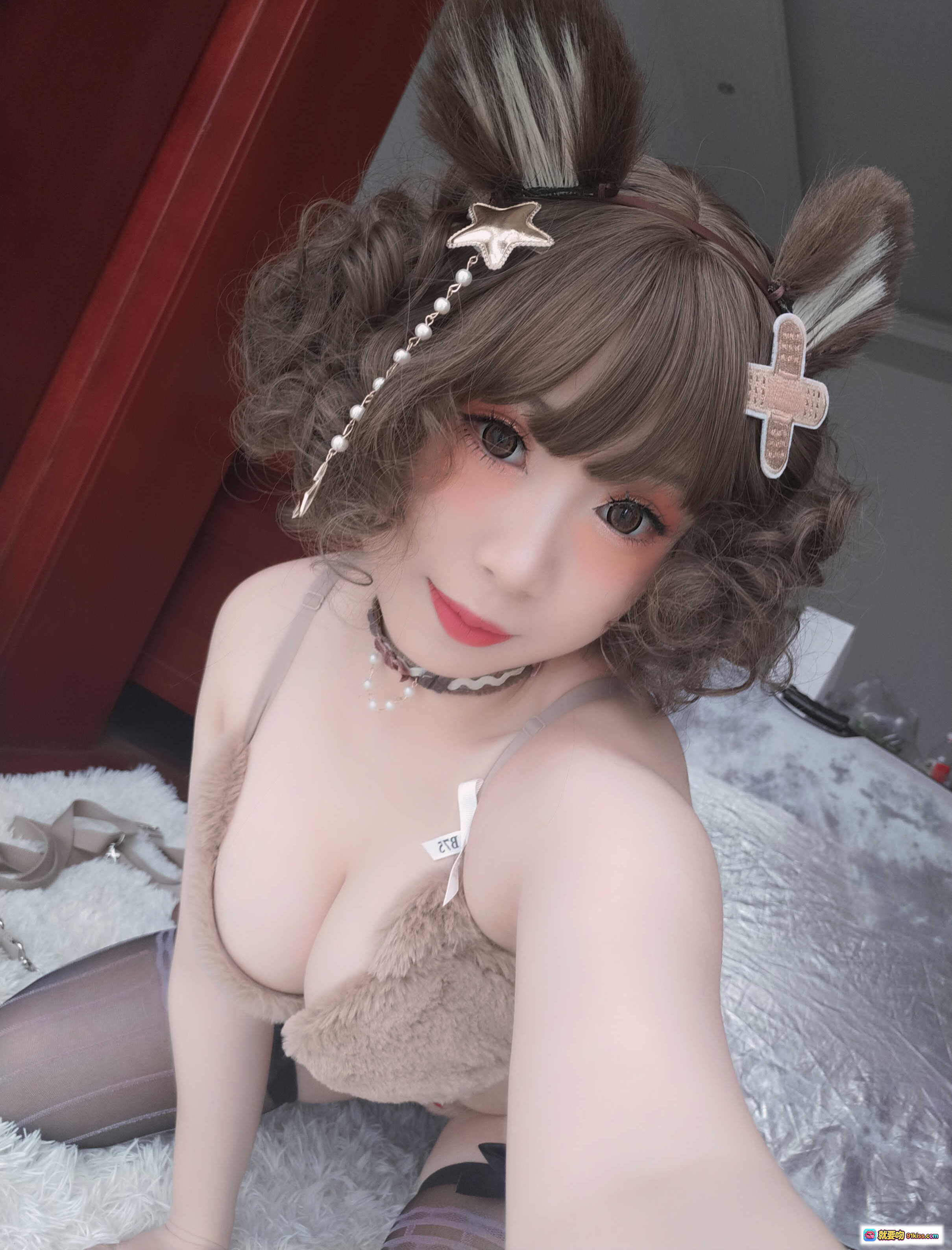 图片[10] - 胡桃猫Kurumineko熊熊可爱卷发星饰发夹甜美自拍棕色针织开衫萌系少女风写真 - 就要吻