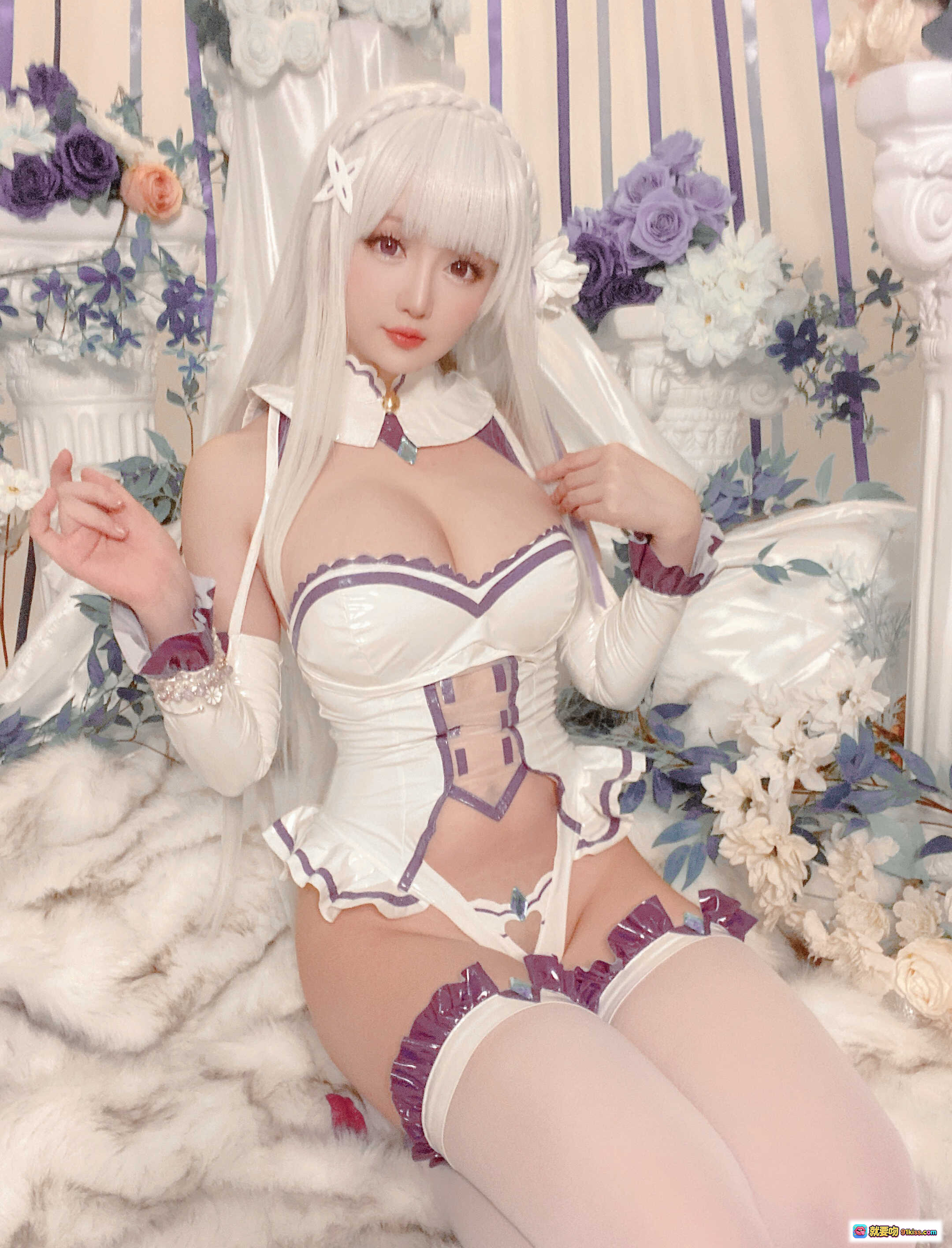 图片[6] - 星之迟迟NO.096爱蜜莉雅cosplay写真｜白发紫饰女仆装｜精致花海背景｜97P高清美图 - 就要吻