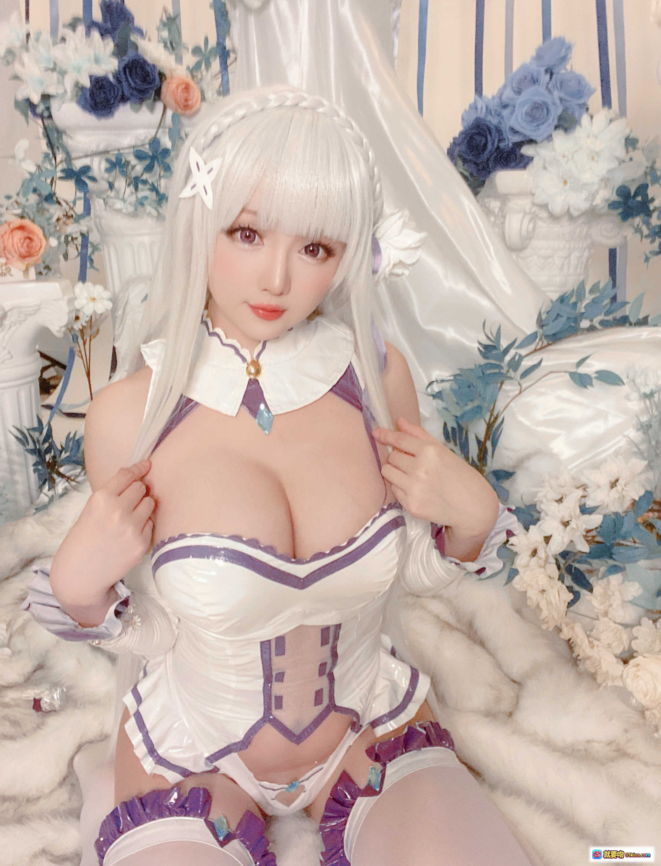 图片[2] - 星之迟迟NO.096爱蜜莉雅cosplay写真｜白发紫饰女仆装｜精致花海背景｜97P高清美图 - 就要吻