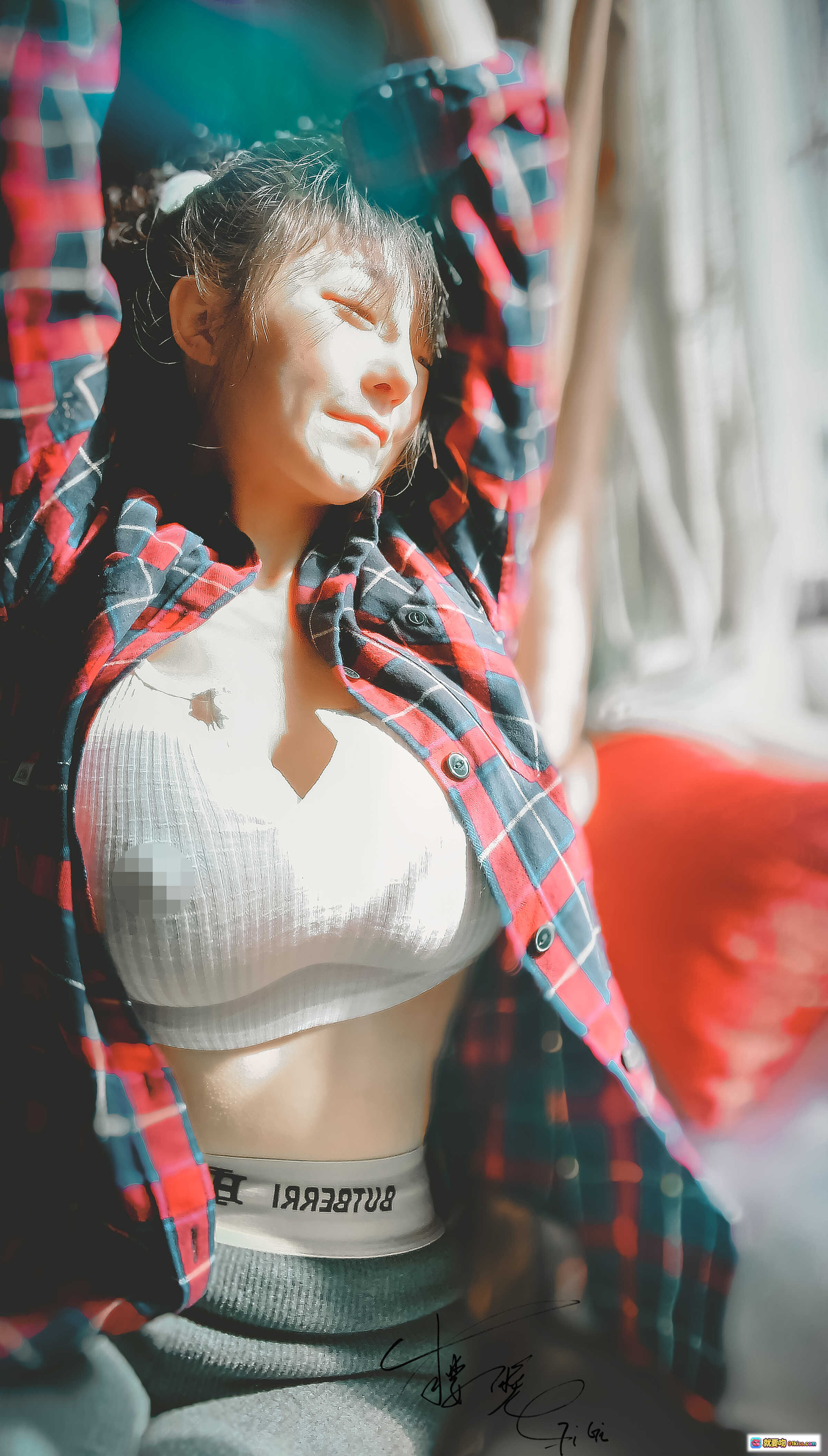 图片[10] - 樱晚gigi付费写真001｜红黑格子衬衫慵懒风私房美照24P高清图集 - 就要吻