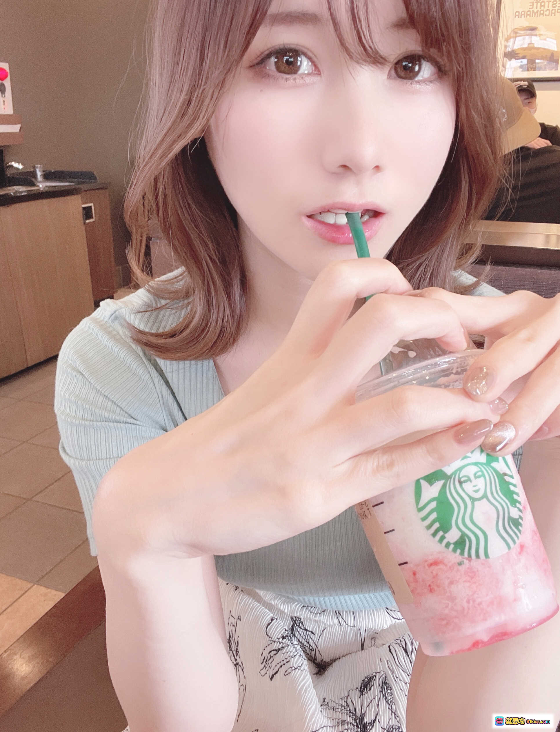 图片[9] - 日本美女KenKen 026 Fantia 2021.05写真集 142P 白衣银椅温柔风室内摄影高清美图 - 就要吻