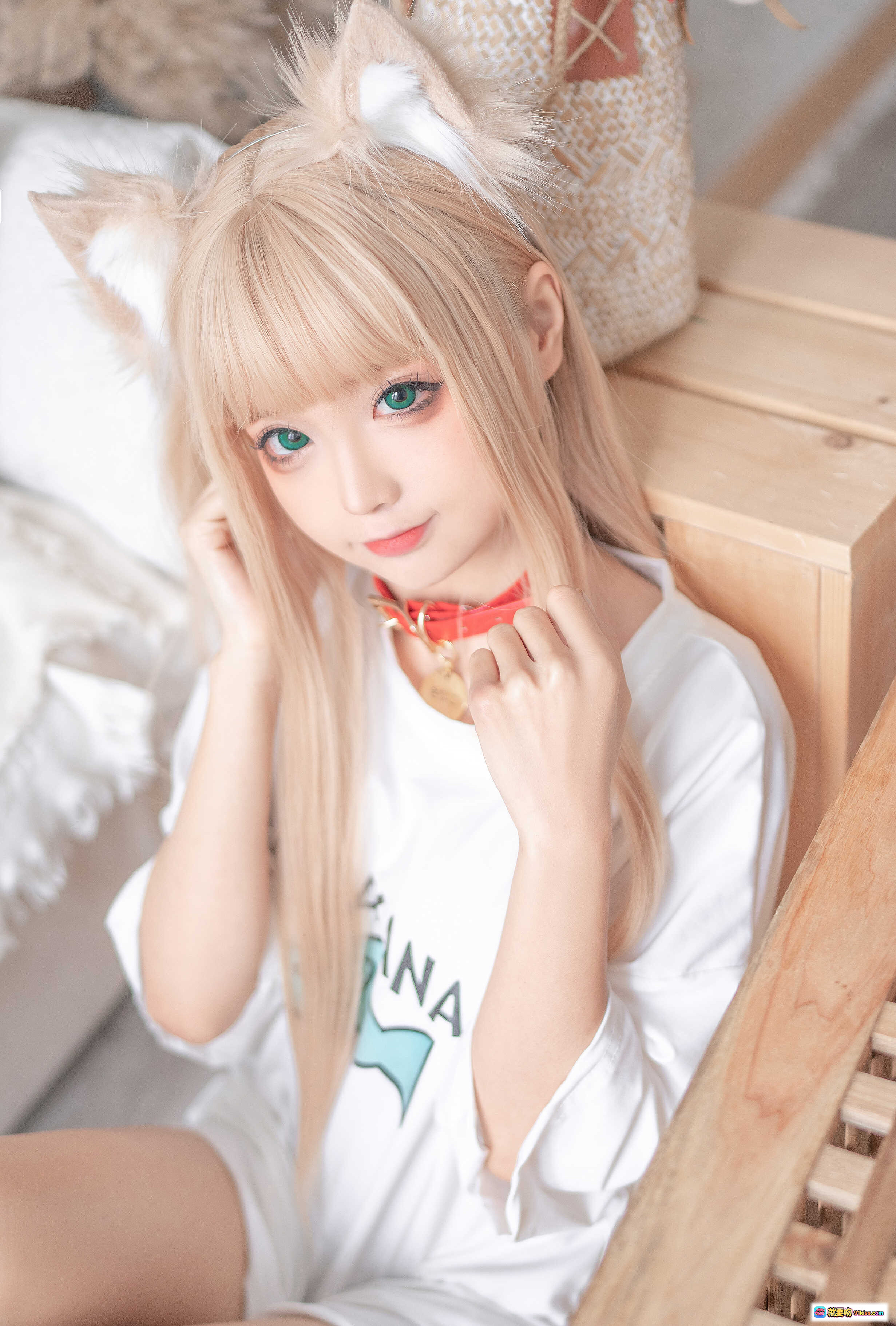 图片[8] - 蠢沫沫NO.150黄豆粉cos写真 | 猫耳少女白T短裙跪姿萌态 | 140P高清图集 - 就要吻