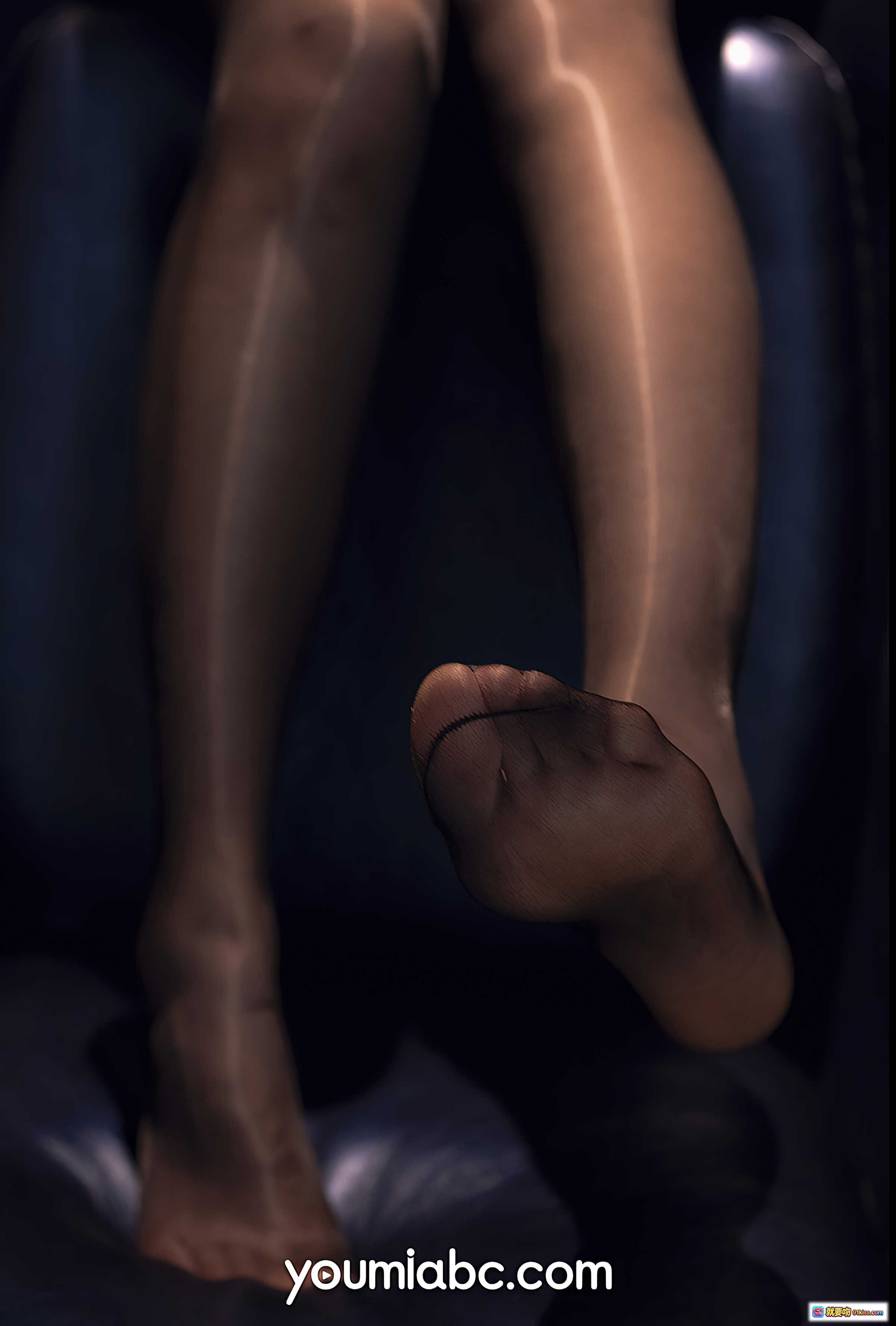 图片[8] - 丝物语糖積-女摄影|YouMi尤蜜2021.01.12|黑丝美腿性感写真|优雅姿态私房摄影 - 就要吻