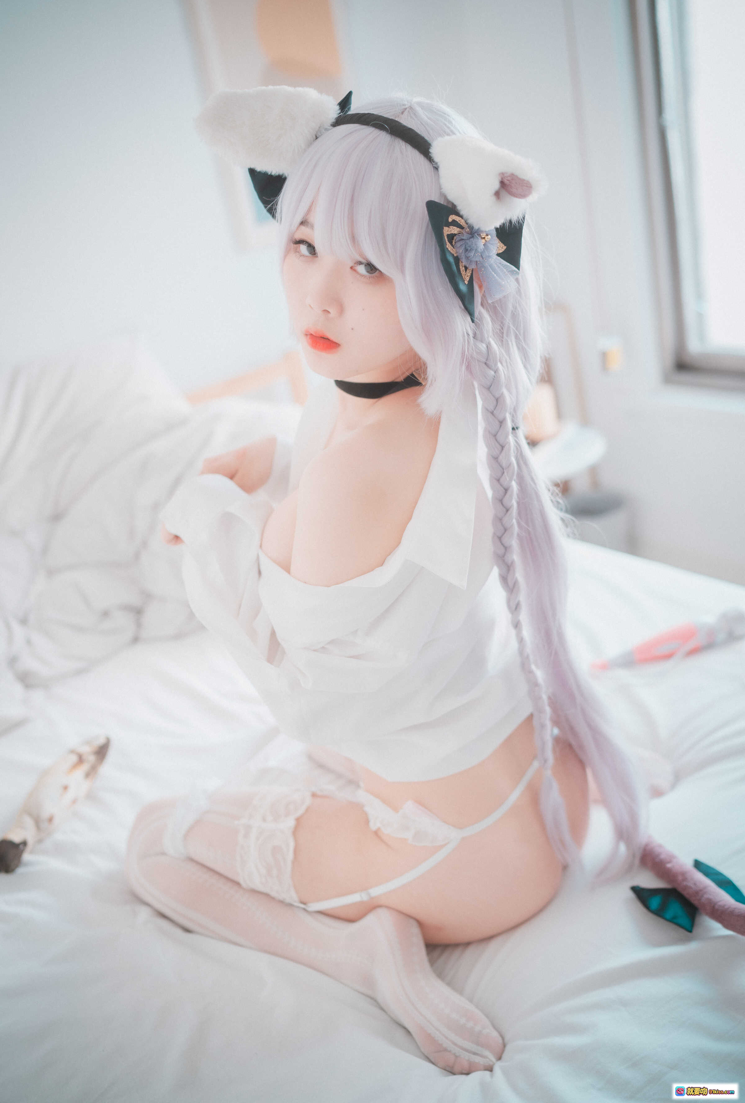 图片[9] - 韩国妹子ZIA NO.005 Perrault The Milk Thief Cosplay写真 | Last Origin角色扮演 | 白发兔耳少女 | 轻透蕾丝内衣 | 床上私房美拍 - 就要吻