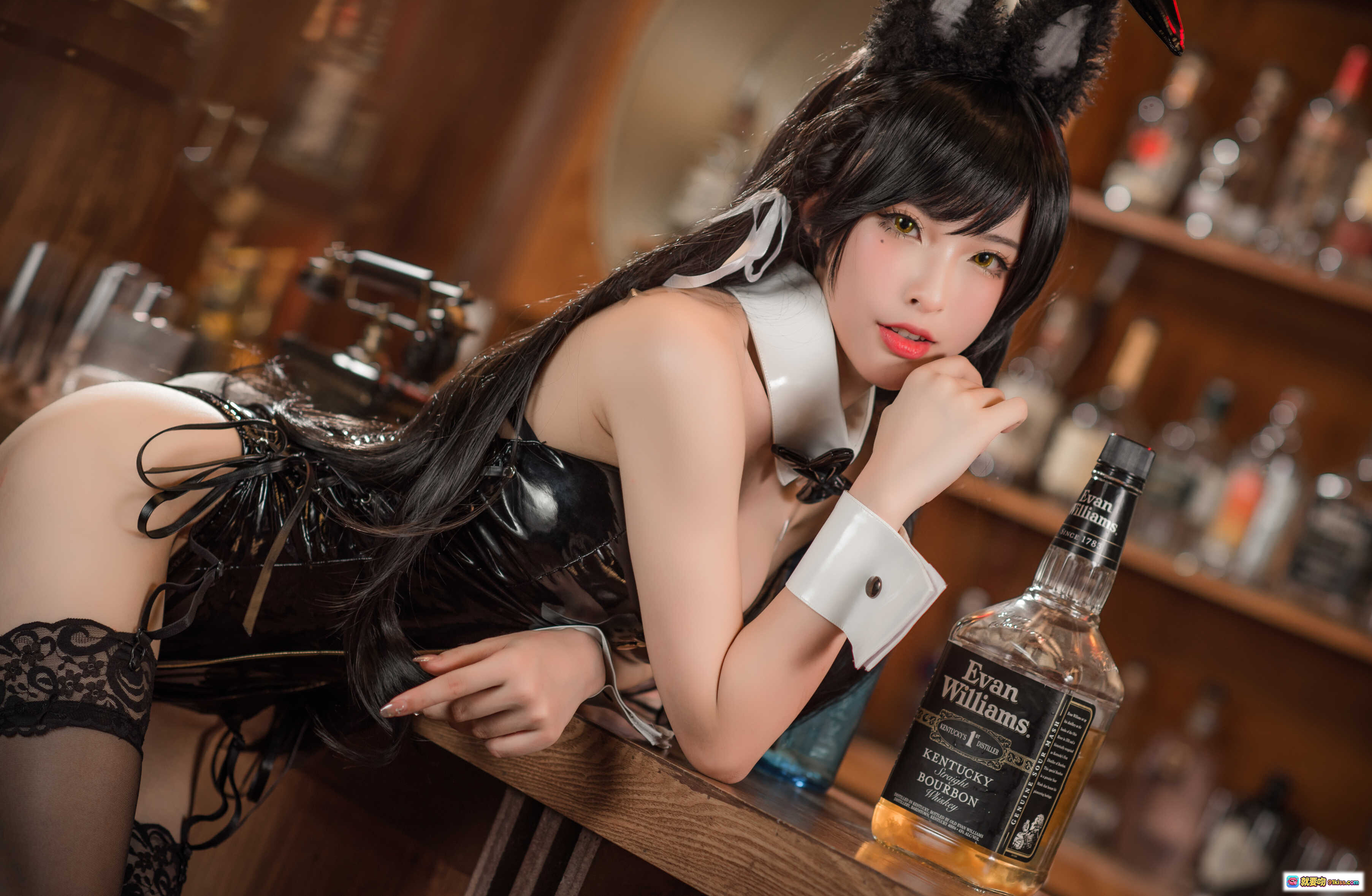 图片[3] - 清水由乃爱宕兔女郎写真NO.026 黑色蕾丝高跟诱惑 木质吧台性感姿势 42P高清图集 - 就要吻