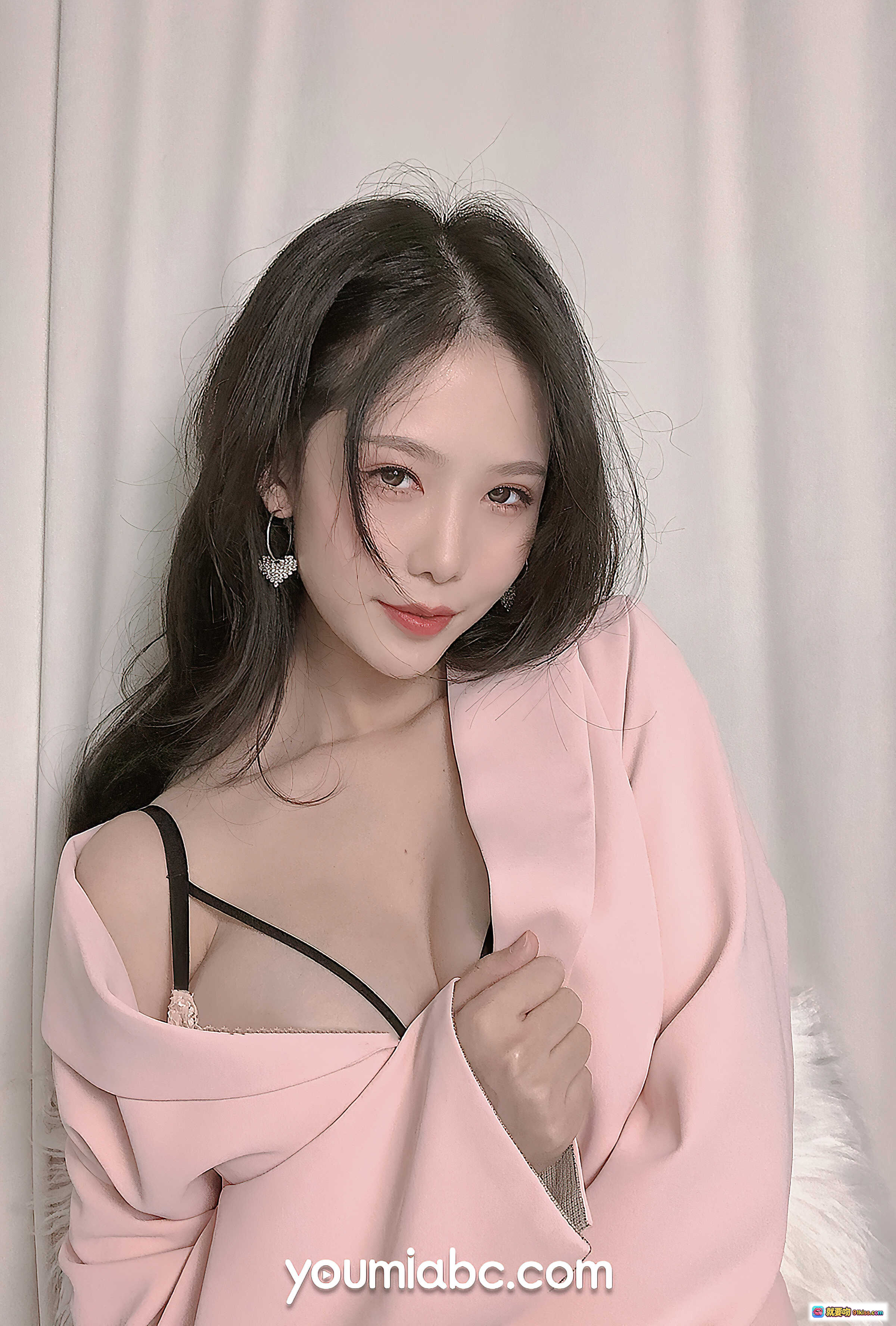 图片[9] - 桃子陷阱抖娘利世粉色西装性感写真 | YouMi尤蜜2021.07.19高清图集 - 就要吻