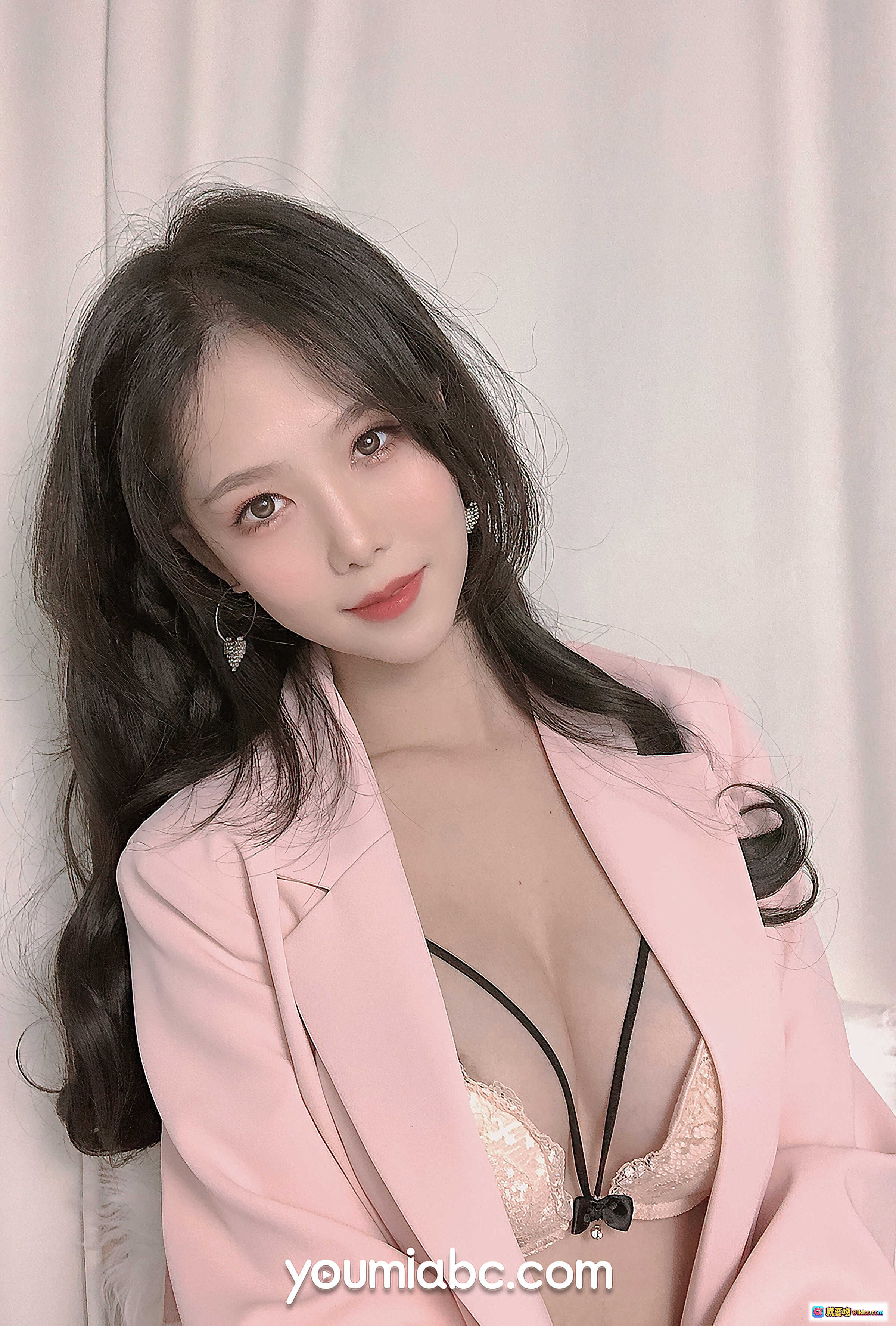 图片[2] - 桃子陷阱抖娘利世粉色西装性感写真 | YouMi尤蜜2021.07.19高清图集 - 就要吻