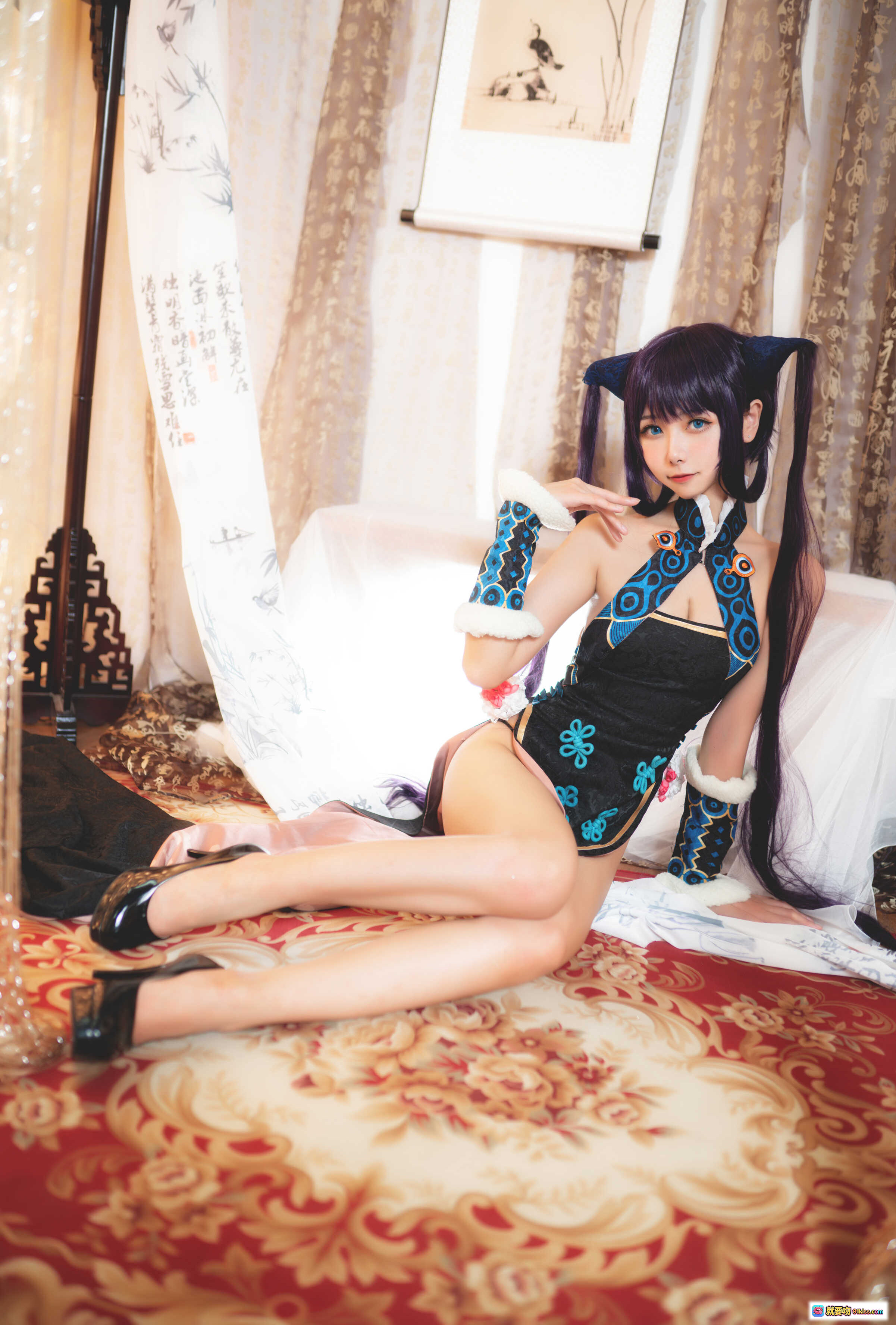 图片[7] - Momoko葵葵NO.009杨贵妃Cosplay写真｜黑蓝古风泳装+双马尾猫耳+毛绒袖套+精致刺绣+12P高清图集 - 就要吻