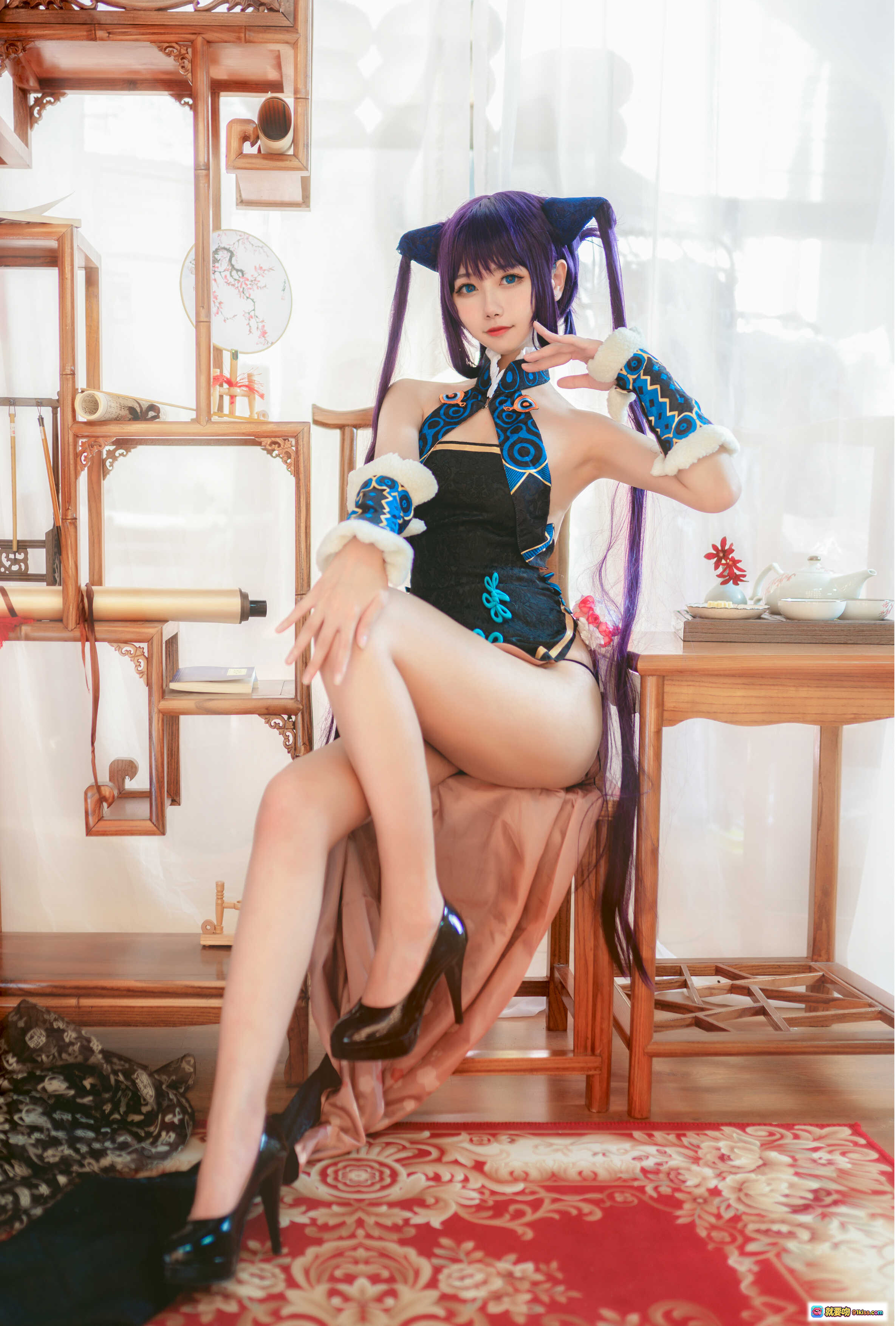 图片[3] - Momoko葵葵NO.009杨贵妃Cosplay写真｜黑蓝古风泳装+双马尾猫耳+毛绒袖套+精致刺绣+12P高清图集 - 就要吻