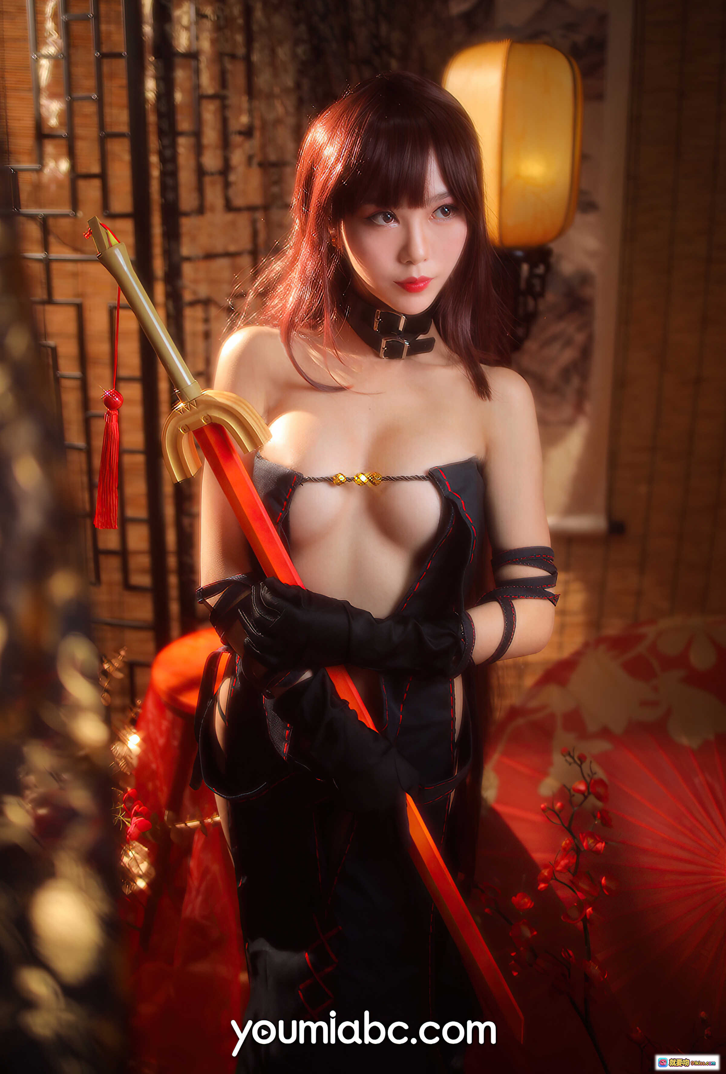 图片[8] - YouMi尤蜜虞美人抖娘利世黑裙红剑古风写真16P性感Cosplay东方美学视觉盛宴 - 就要吻