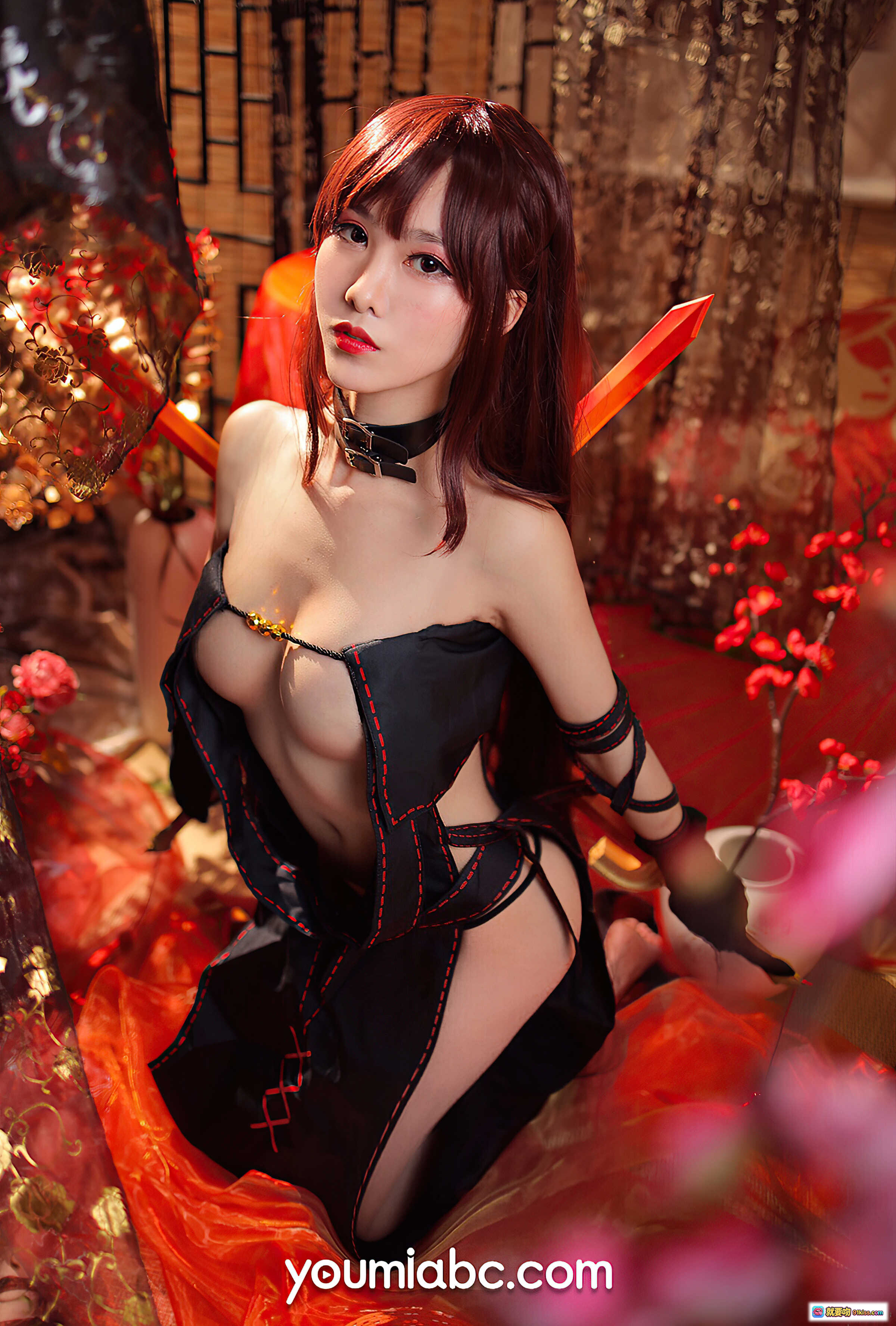 图片[2] - YouMi尤蜜虞美人抖娘利世黑裙红剑古风写真16P性感Cosplay东方美学视觉盛宴 - 就要吻