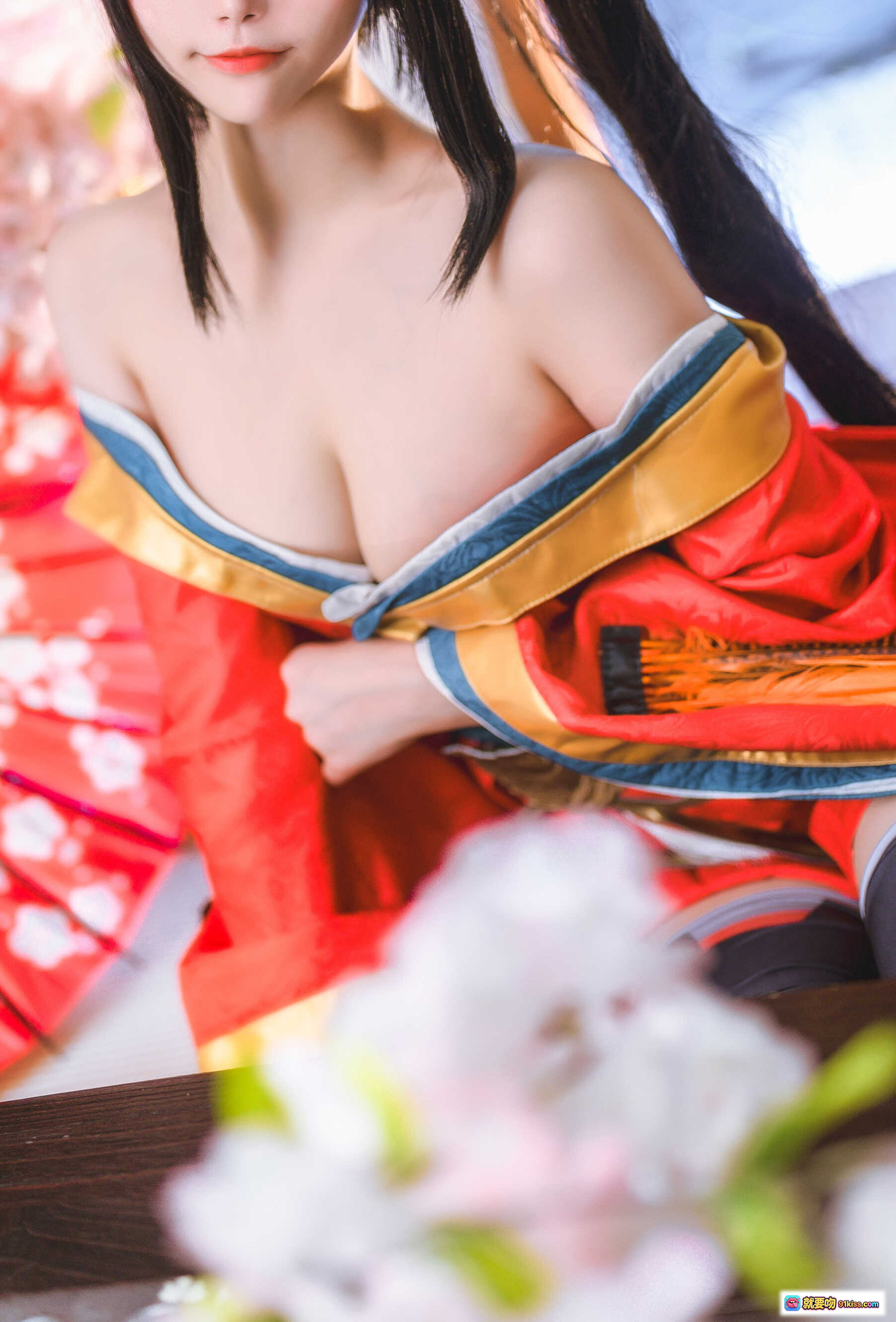 图片[8] - Momoko葵葵NO.023真爱大凤本子4套107P 和风Cosplay 红色振袖 蓝丝袜 金面具 日式庭院 纸灯笼 美少女写真 - 就要吻