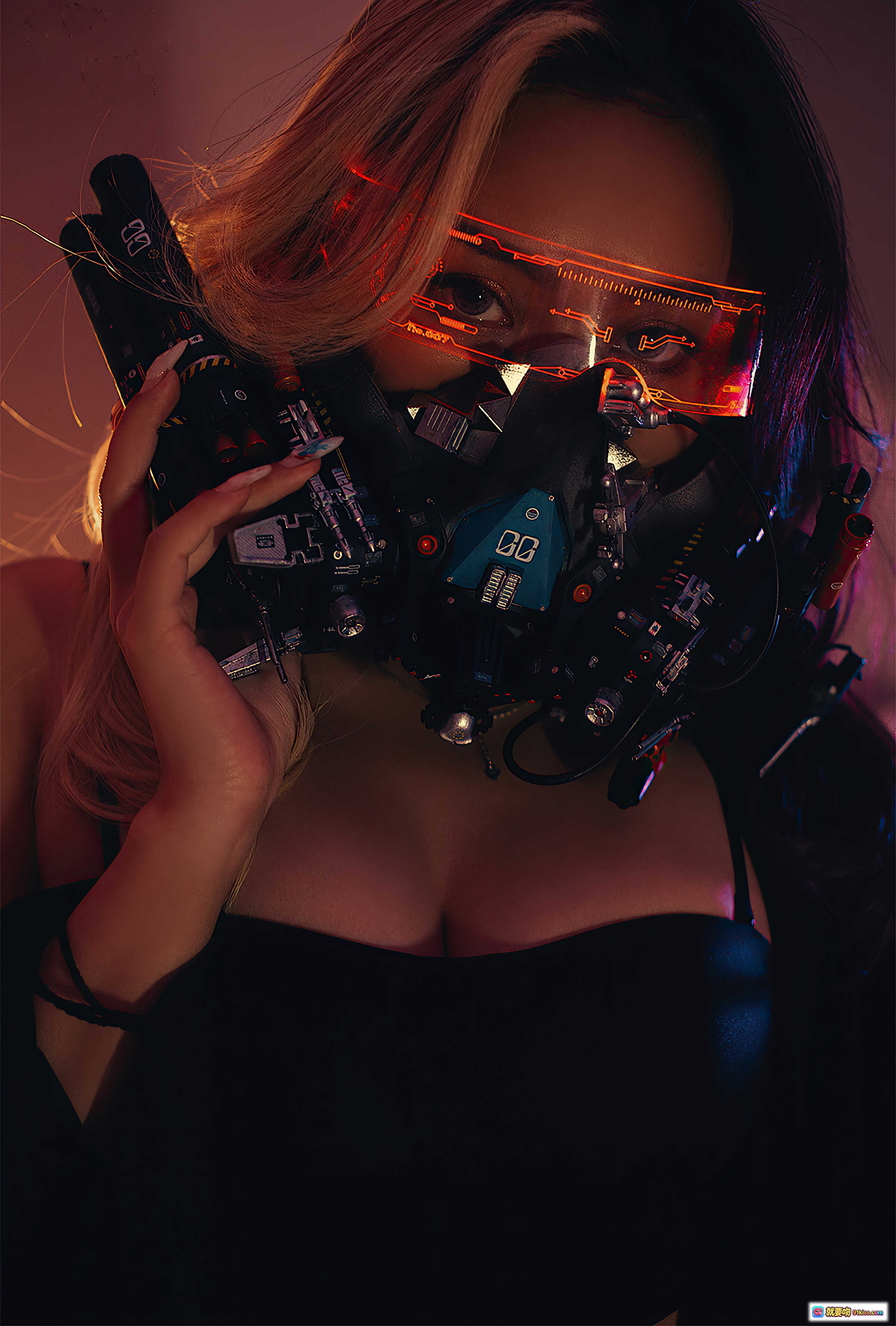 图片[6] - 尤蜜YouMi丰臣羽立女特警写真｜机械颈饰黑裙性感私房照2021年2月2日辑 - 就要吻