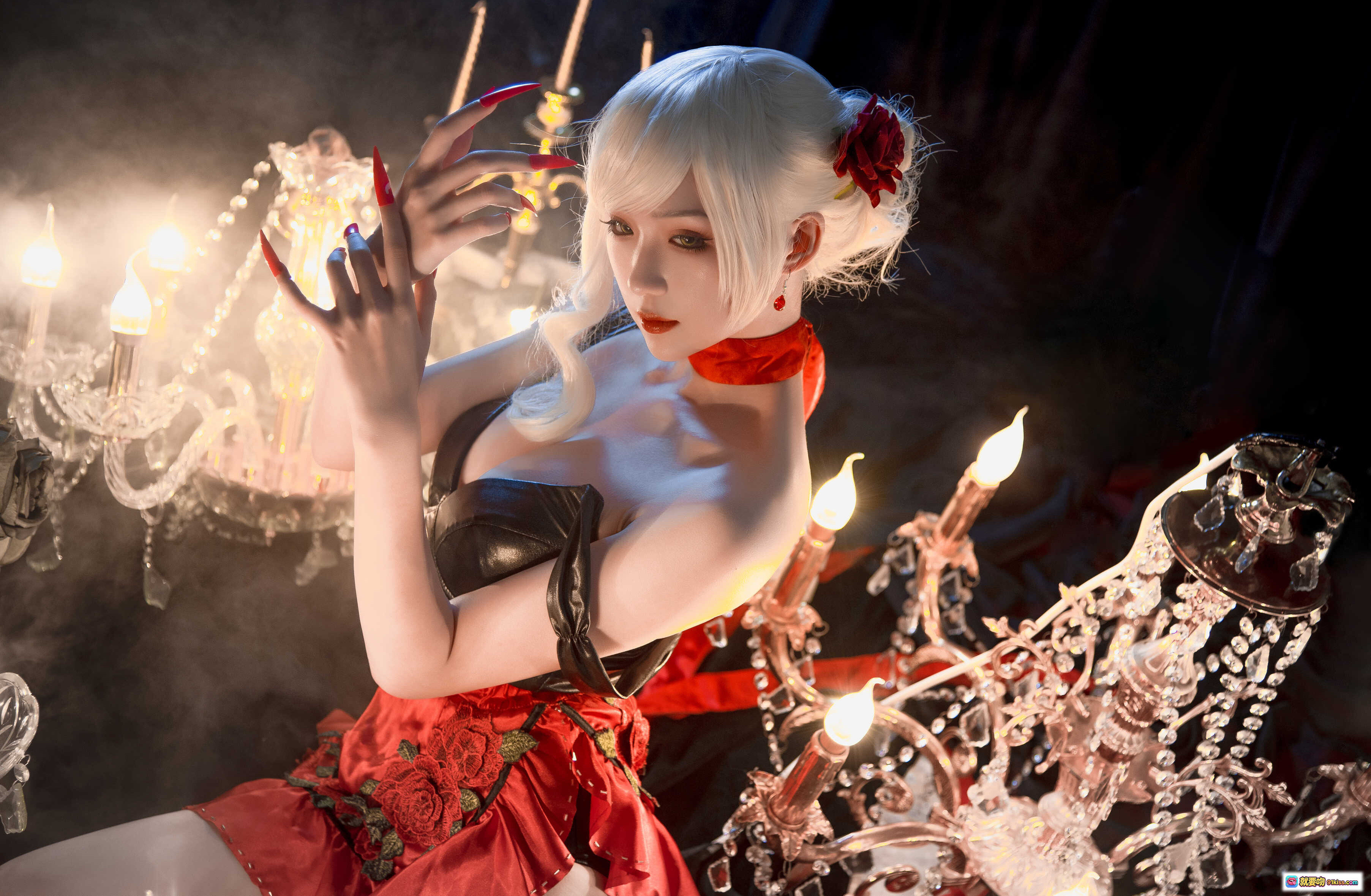 图片[9] - 瓦斯塔亚小龙虾002灵魂探戈伊芙琳cos写真｜暗黑哥特风黑红礼服+薄纱头纱+烛光氛围感美腿诱惑12P - 就要吻