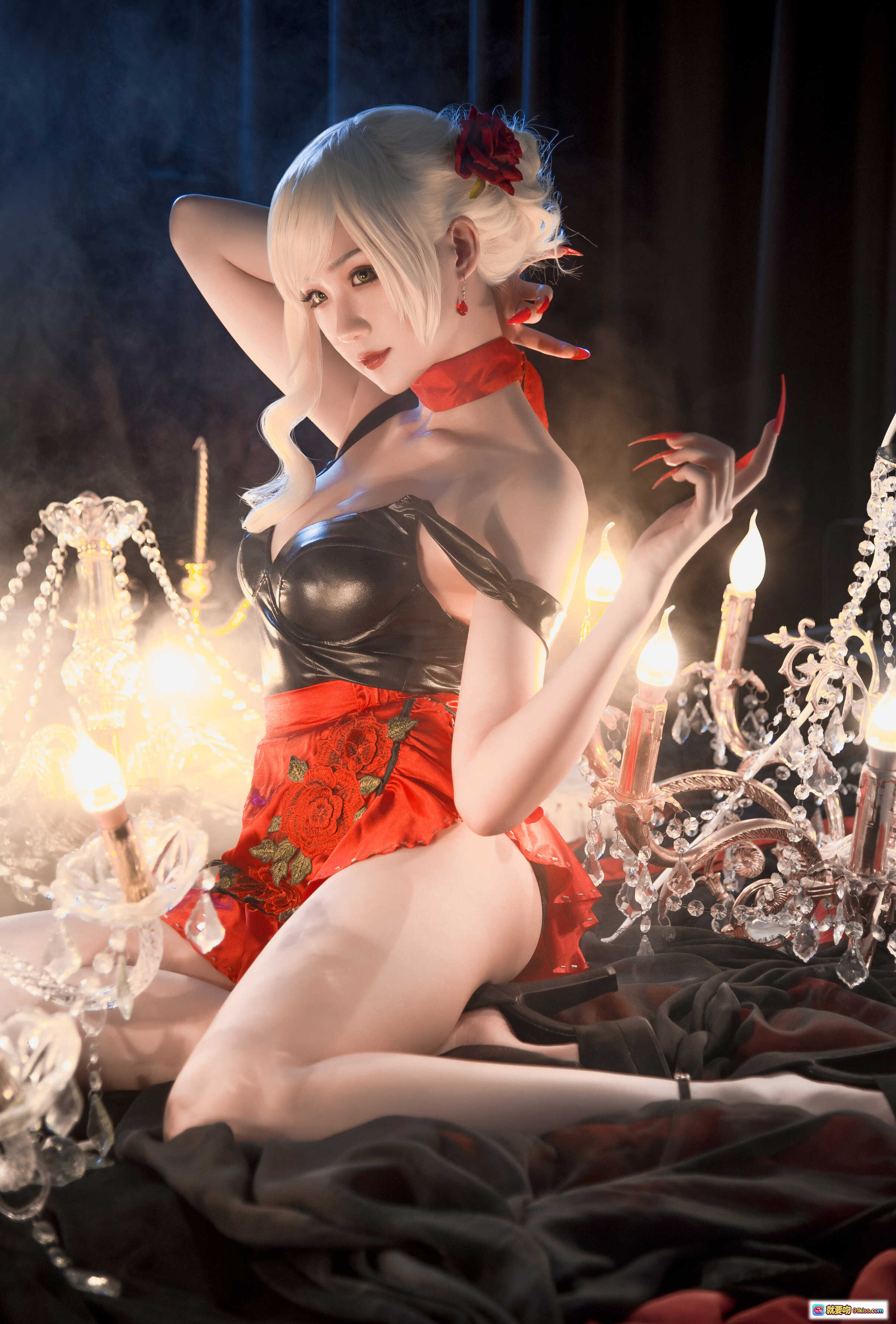 图片[10] - 瓦斯塔亚小龙虾002灵魂探戈伊芙琳cos写真｜暗黑哥特风黑红礼服+薄纱头纱+烛光氛围感美腿诱惑12P - 就要吻