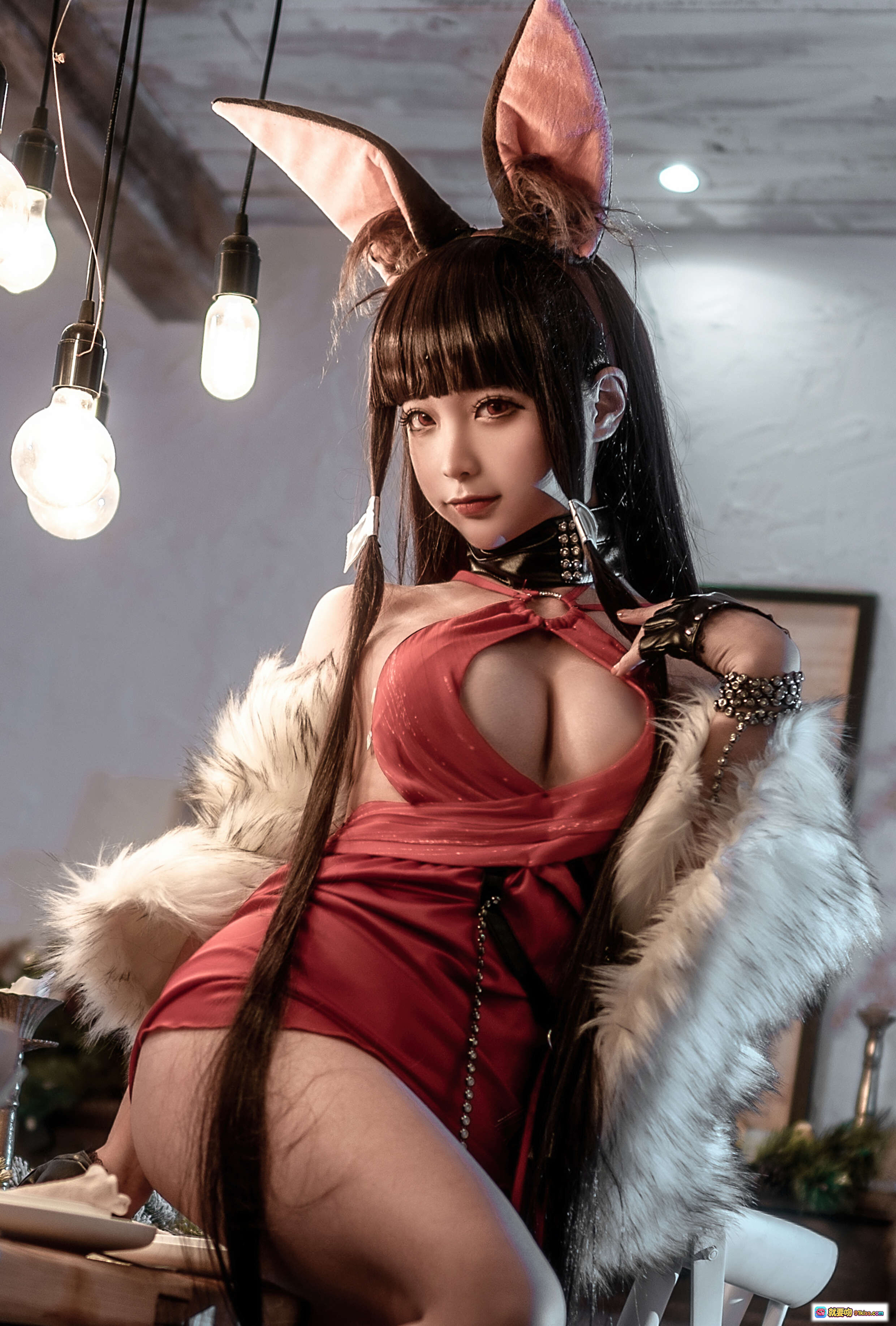 图片[10] - 蠢沫沫NO.152碧蓝航线赤城cos写真｜红裙兔耳高开叉毛领礼服室内餐桌场景40P - 就要吻