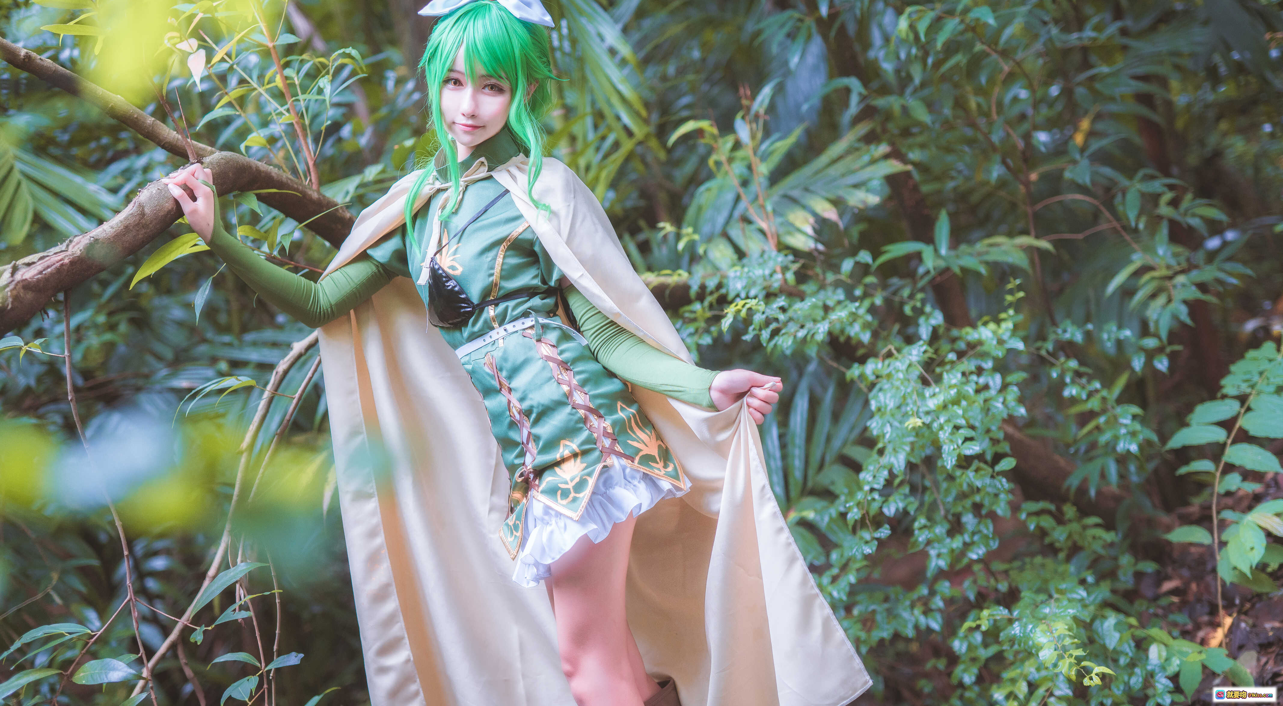 图片[10] - Momoko葵葵NO.001法露忒cosplay写真 20P绿发少女白色睡裙床照清新甜美风 - 就要吻