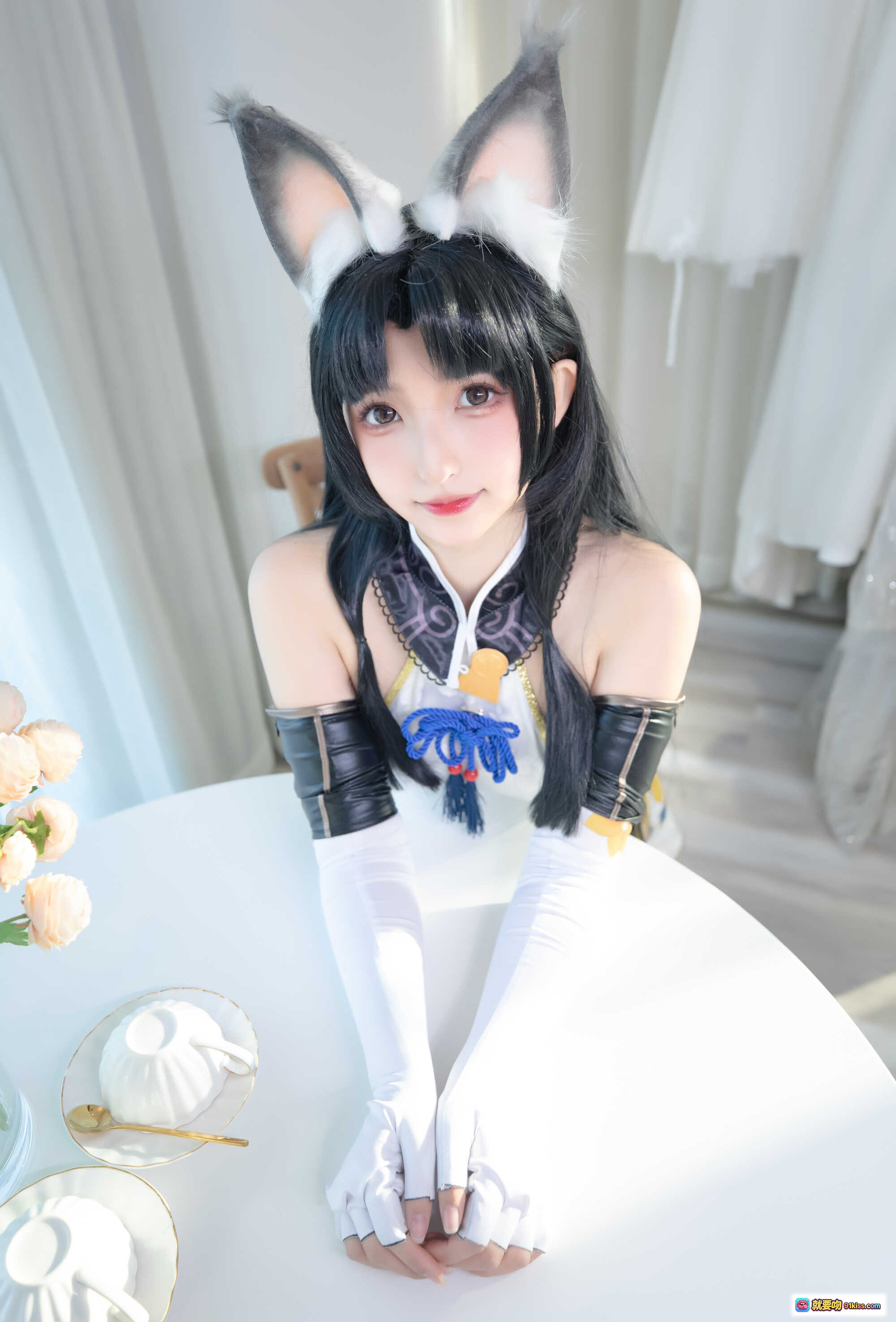 图片[2] - 神楽坂真冬NO.093黑丝胡桃cos第四季8写真75P高清美腿性感跪姿室内窗边场景 - 就要吻