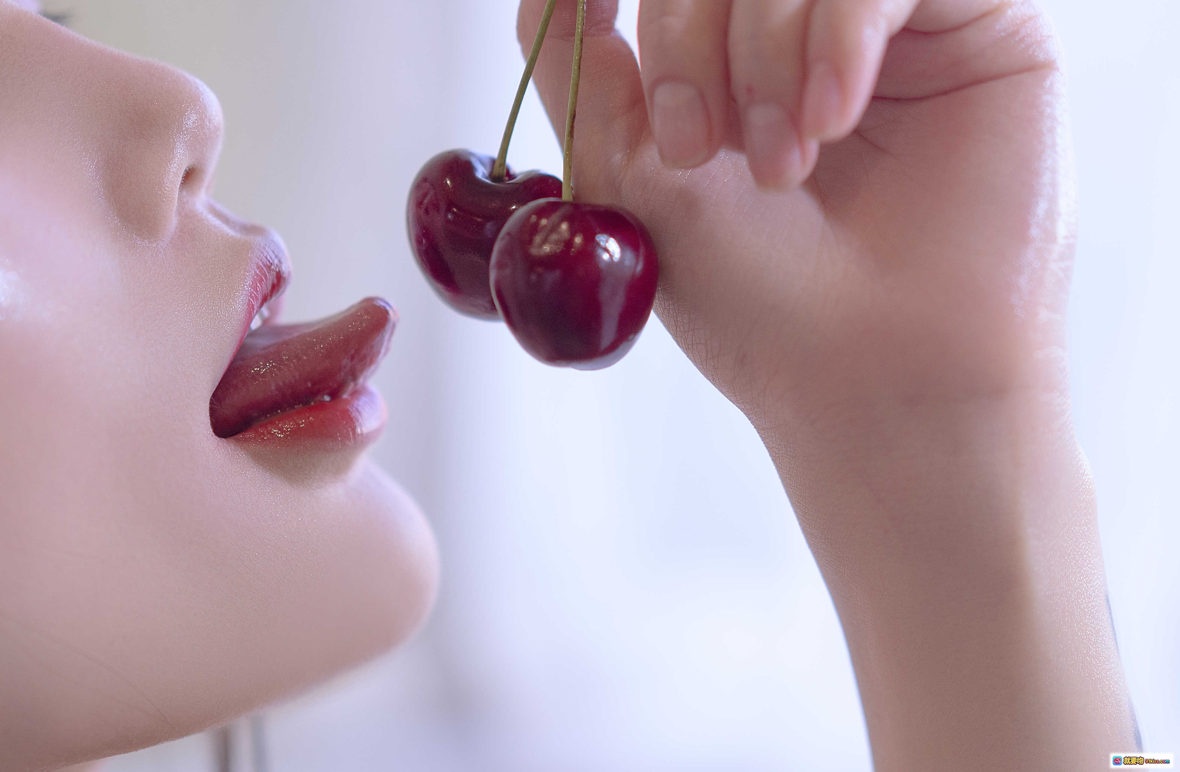 图片[1] - 星野咪兔NO.005春日气泡写真｜樱桃诱惑唇色特写｜清新少女感氛围感美图 - 就要吻