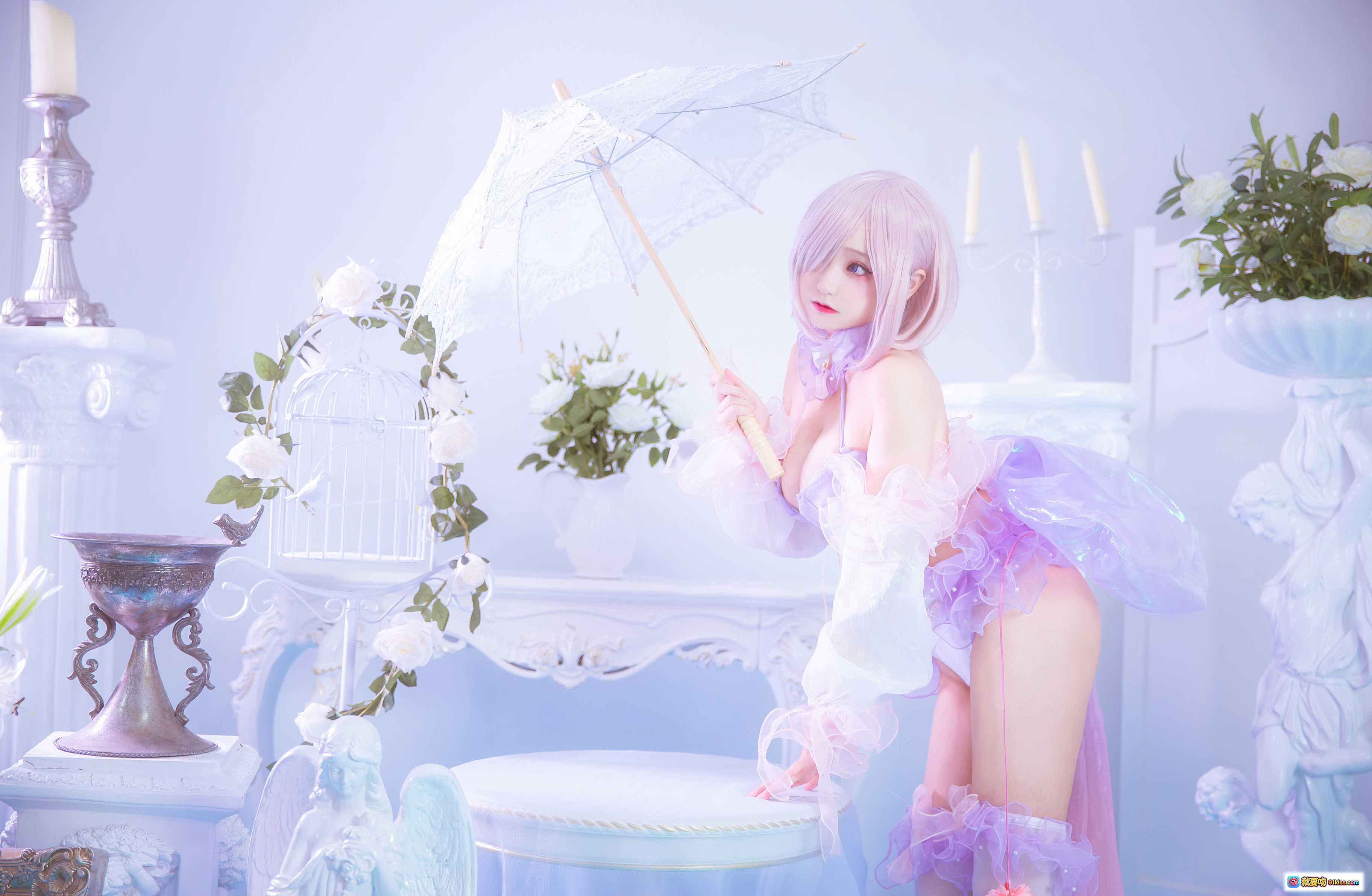 图片[4] - 恩田直幸NO.004玛修同人Cosplay写真｜粉紫梦幻天使装｜蕾丝长袜白兔装饰｜浪漫花环场景｜精致少女风摄影 - 就要吻