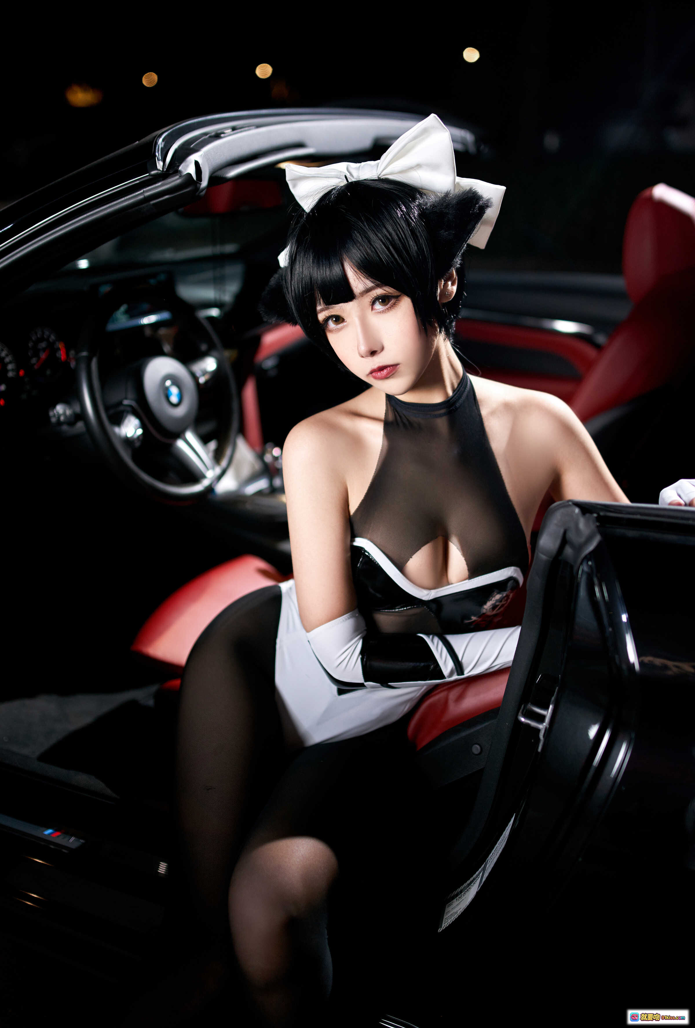 图片[3] - Momoko葵葵 NO.018 高雄夜拍 Cosplay 黑白女仆装 长发蝴蝶结 车灯红光氛围感 美女写真 18P - 就要吻