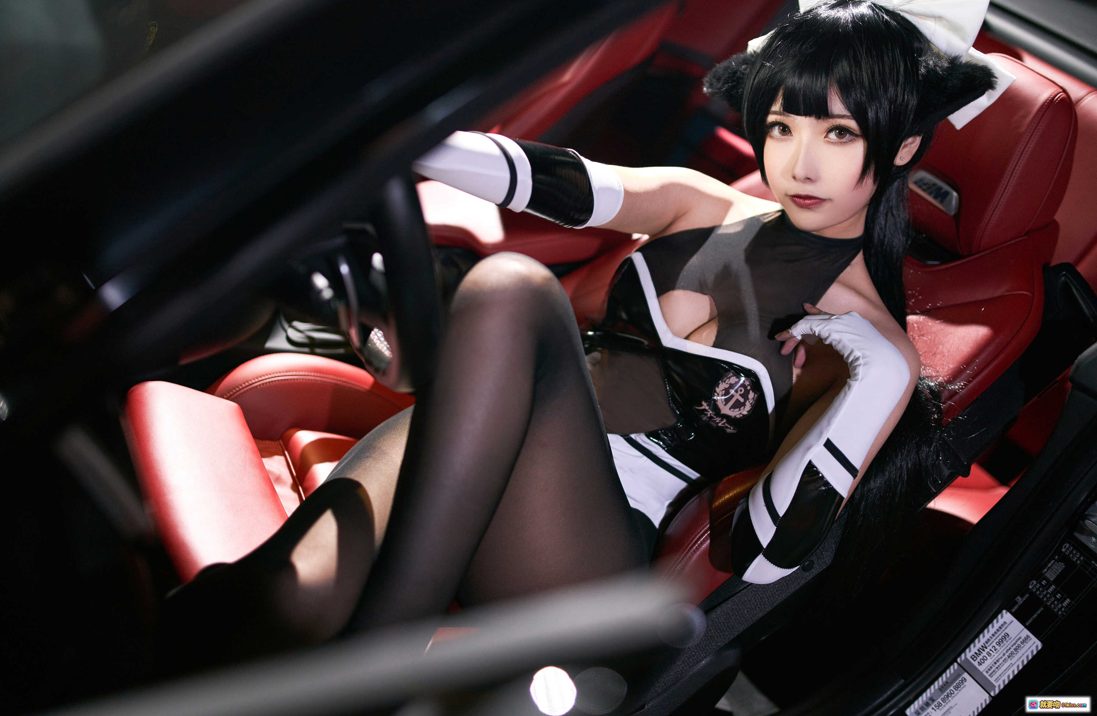 图片[9] - Momoko葵葵 NO.018 高雄夜拍 Cosplay 黑白女仆装 长发蝴蝶结 车灯红光氛围感 美女写真 18P - 就要吻