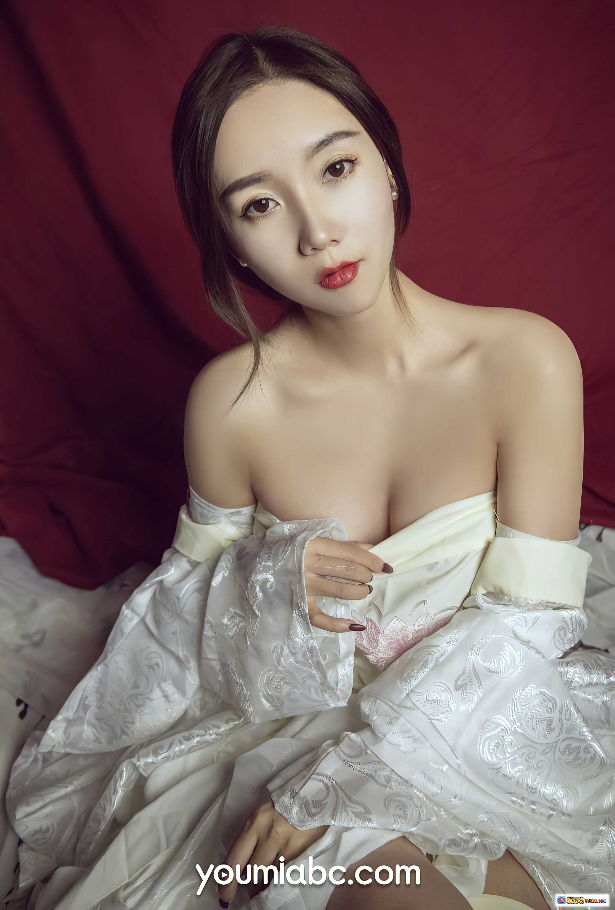 图片[4] - YouMi尤蜜2021.06.05骊歌行丰臣羽立写真集36P691MB白裙刺绣红幕背影私房美图 - 就要吻