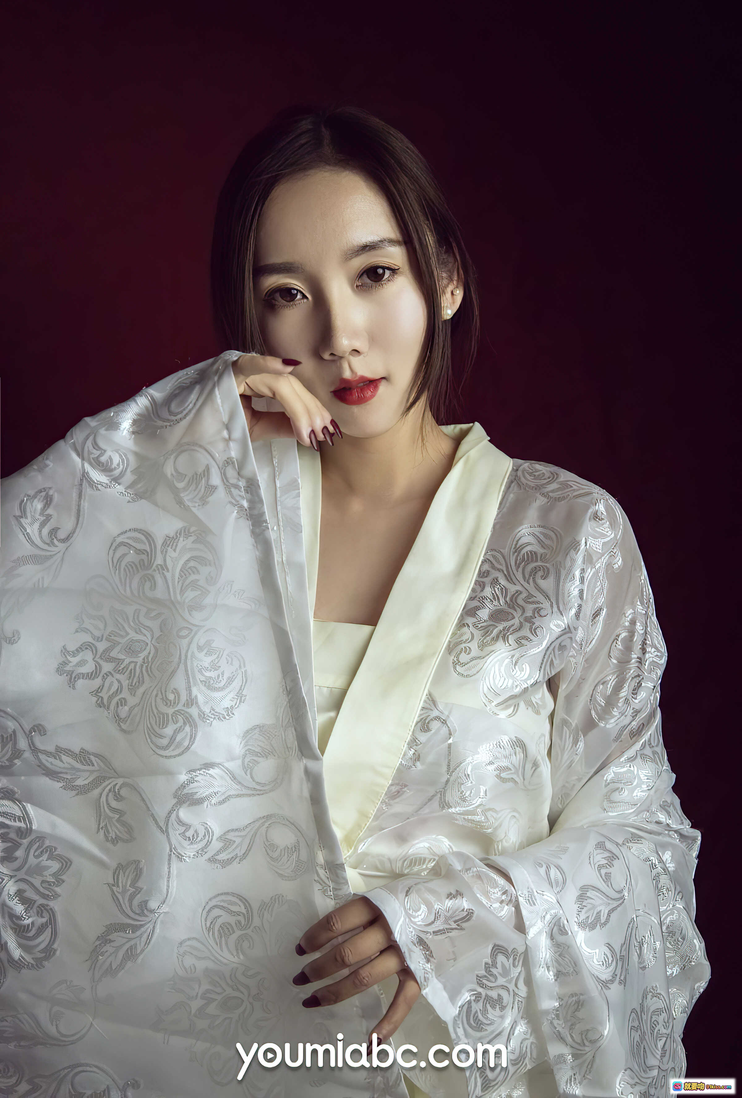 图片[6] - YouMi尤蜜2021.06.05骊歌行丰臣羽立写真集36P691MB白裙刺绣红幕背影私房美图 - 就要吻