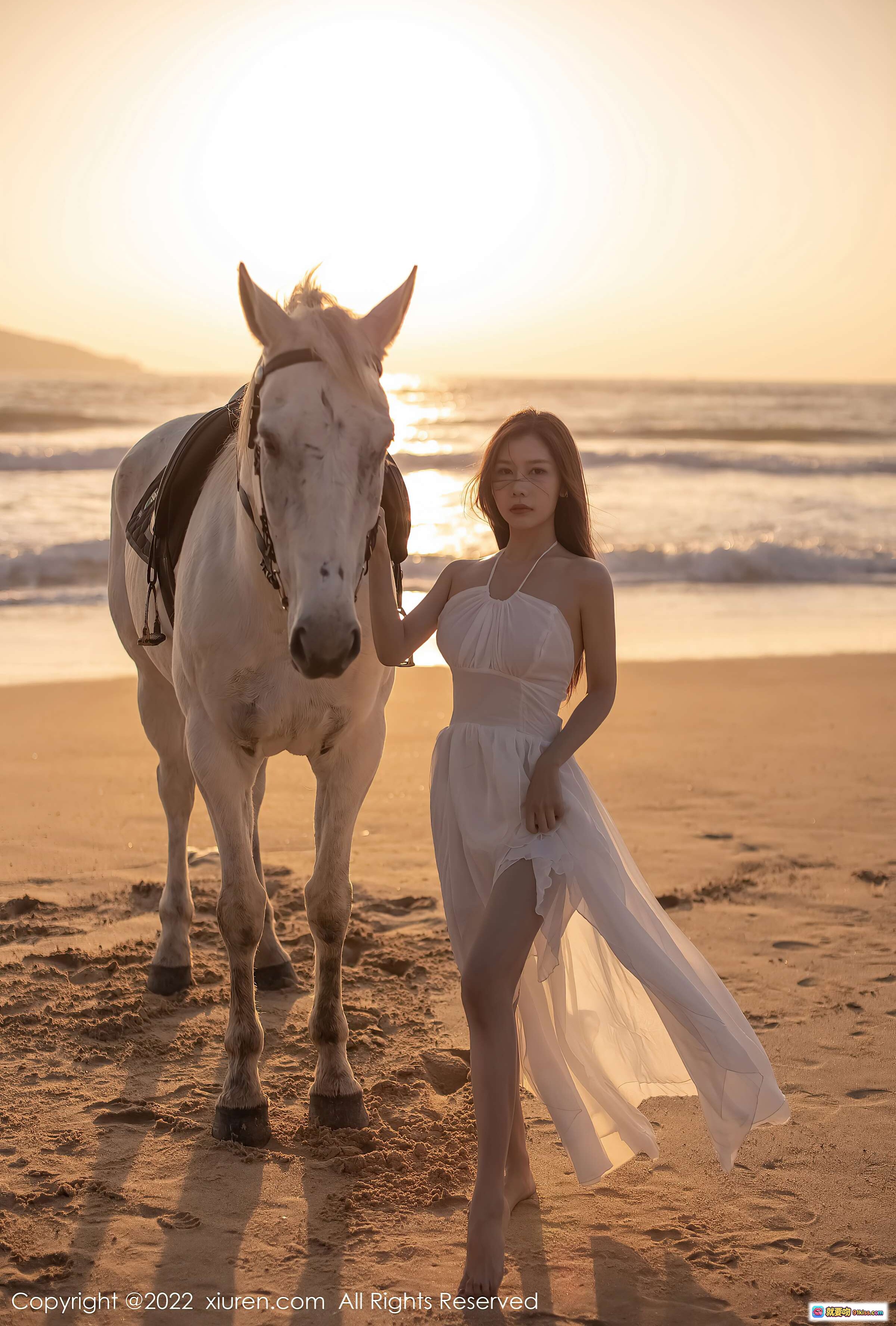 图片[10] - 尹甜甜三亚旅拍白裙骑白马夕阳美景写真 | XiuRen秀人网NO.4448高清人像摄影 - 就要吻